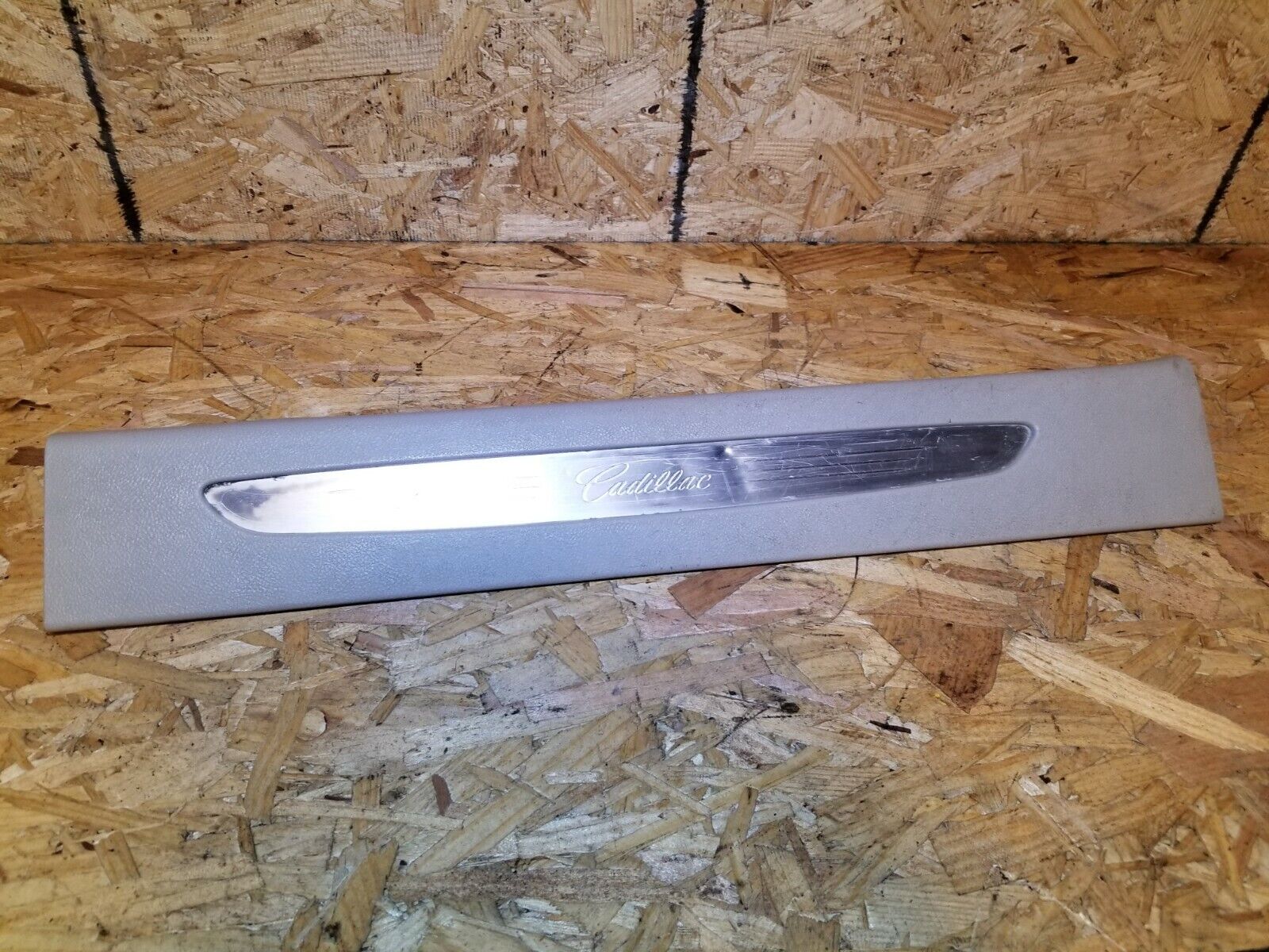 2006-2011 Cadillac DTS Right Front Passenger Door Sill Scuff Plate - OEM Replacement Part - Perfect for Car Interior Protection & Customization