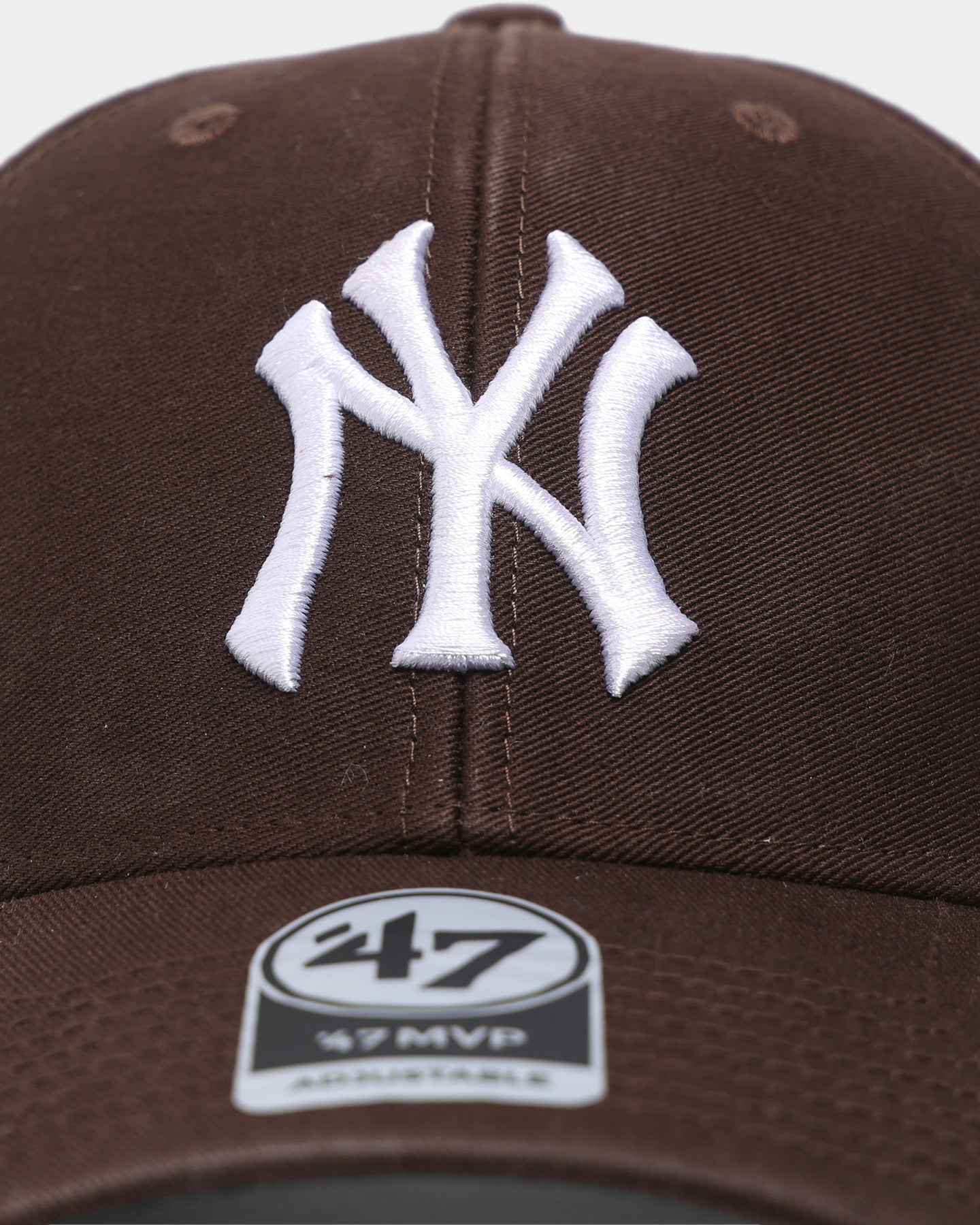 47 Brand New York Yankees Legend Strapback Brown Adjustable Hat - Official MLB Licensed Baseball Cap for Men & Women - Perfect for Games, Streetwear & Fan Collections