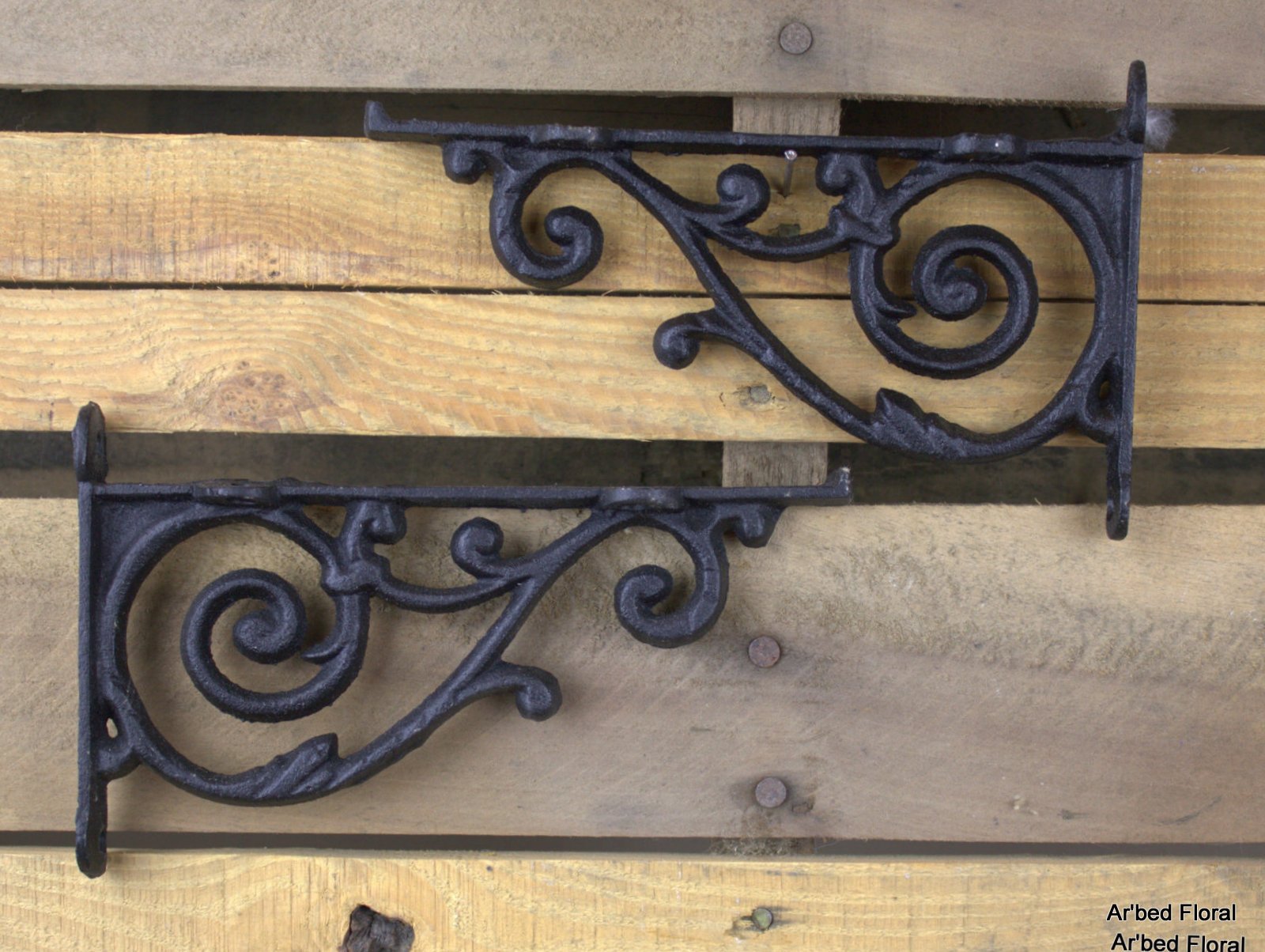 2 Pack Heavy Duty Iron Shelf Brackets - Decorative Ornate Brackets for Shelves, Wall Mounting, Patio, Garden & Home Decor - Perfect for DIY Projects, Bookshelves, Floating Shelves & Outdoor Furniture