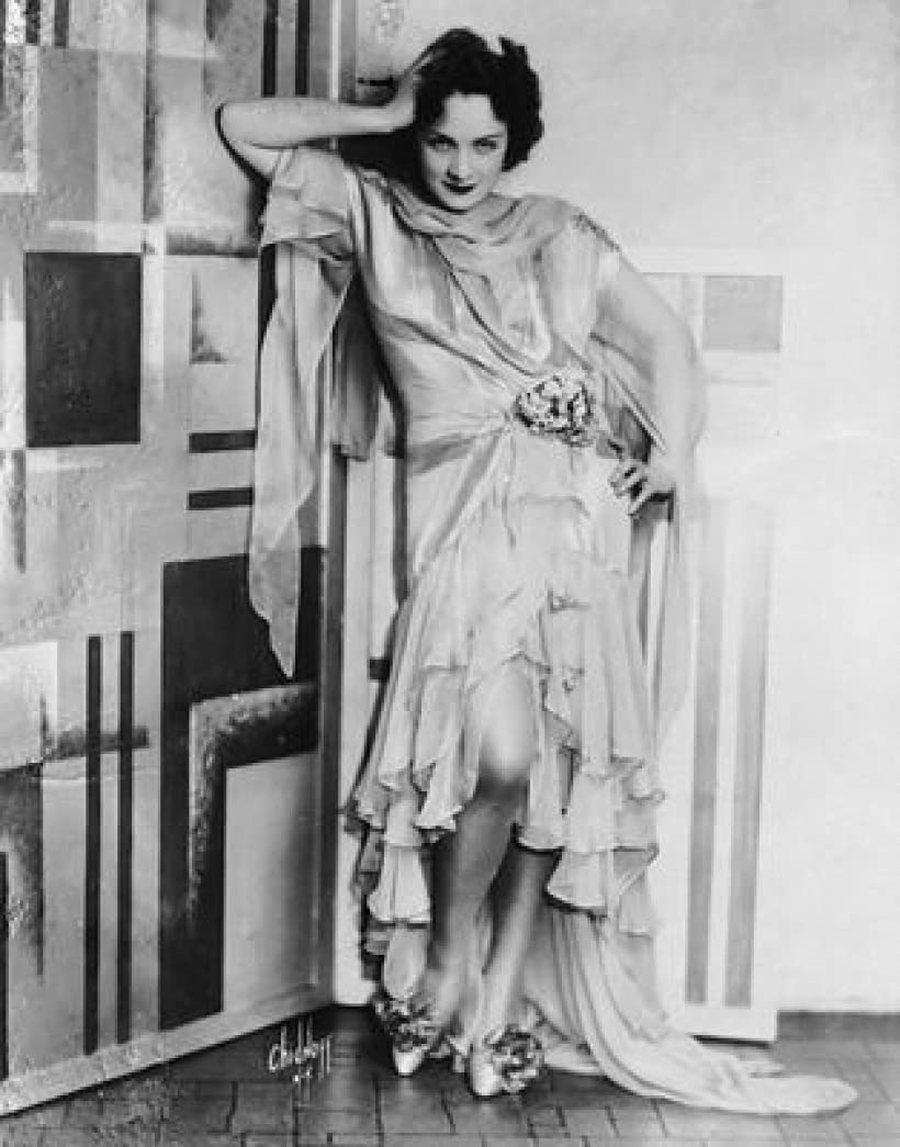 Spot Dog Marlene Dietrich Vintage Poster Print - 36x48 Inches Wall Art Decor for Home, Office & Movie Theaters | Perfect Gift for Film Lovers & Classic Hollywood Fans