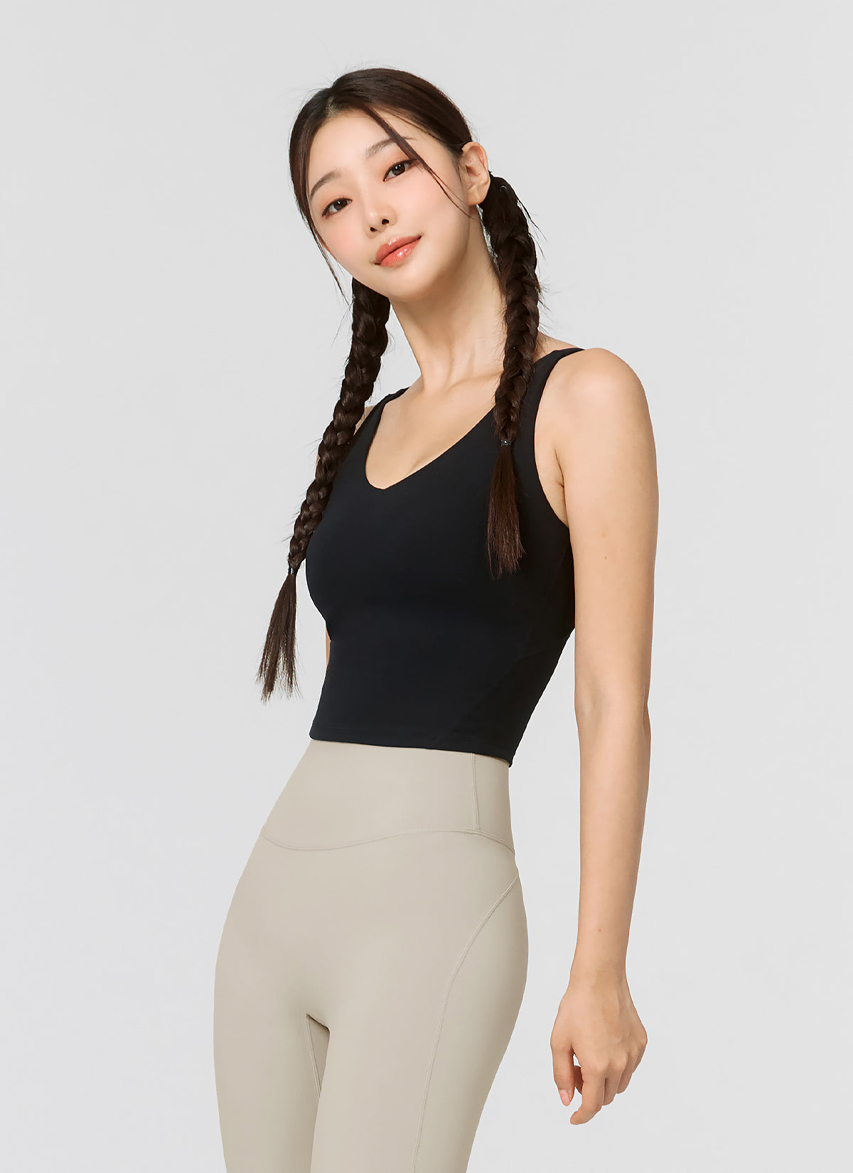 Black Label Signature V-Neck Crop Top for Women - Sexy & Stylish Summer Fashion - Perfect for Parties, Dates & Casual Outfits