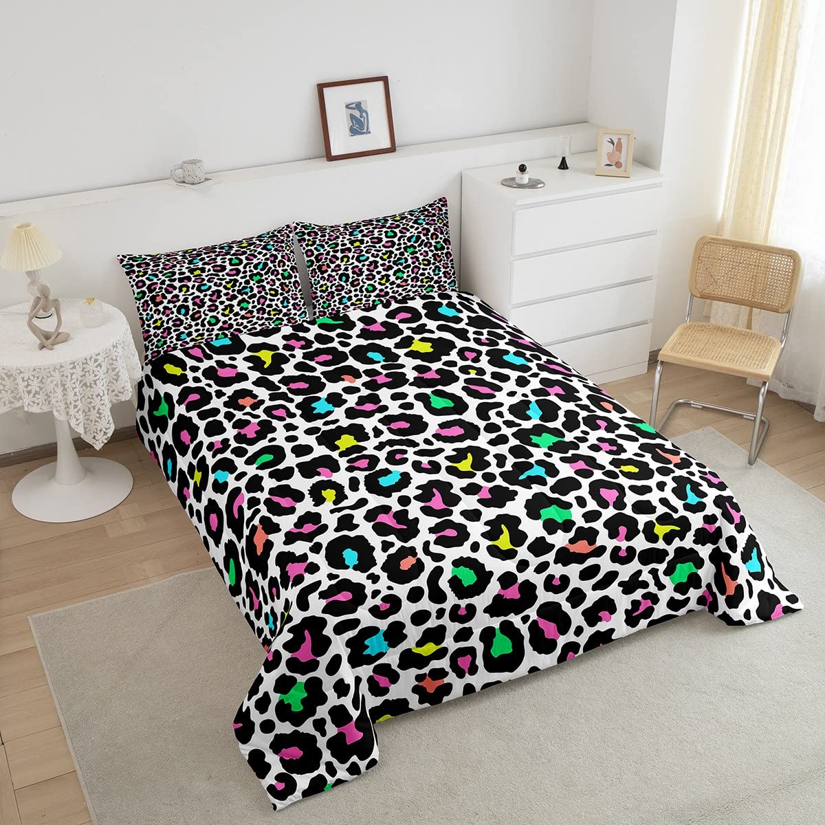 Cheetah Print Bedding Set Queen - Luxury Microfiber Comforter with Pillowcases for Girls Dorm & Safari Theme Room