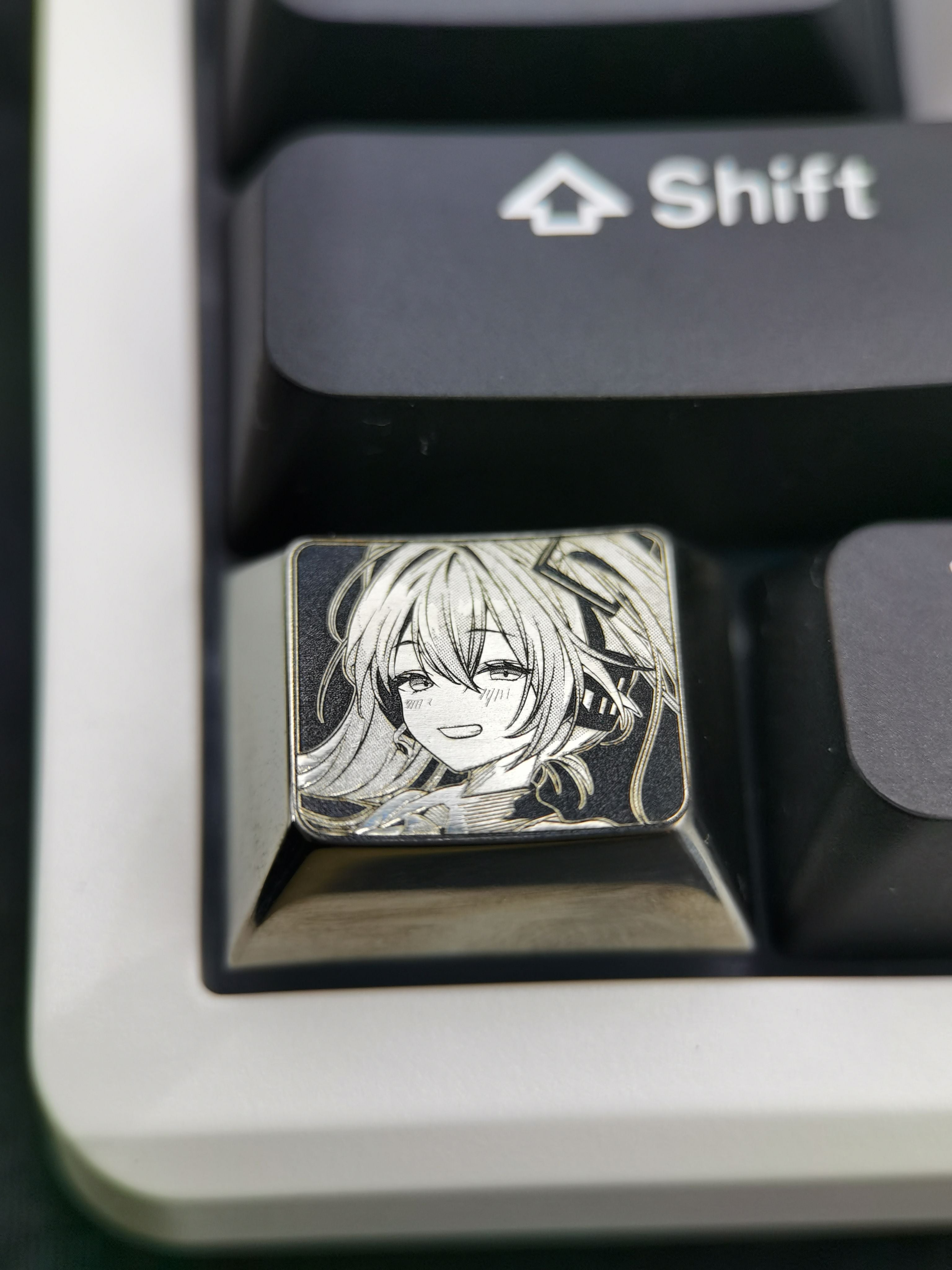 Black & White Plain Carved Titanium Alloy Keycaps 1.25U for Mechanical Keyboards - Miku Custom Keycaps for Gaming, Typing & Keyboard Decoration