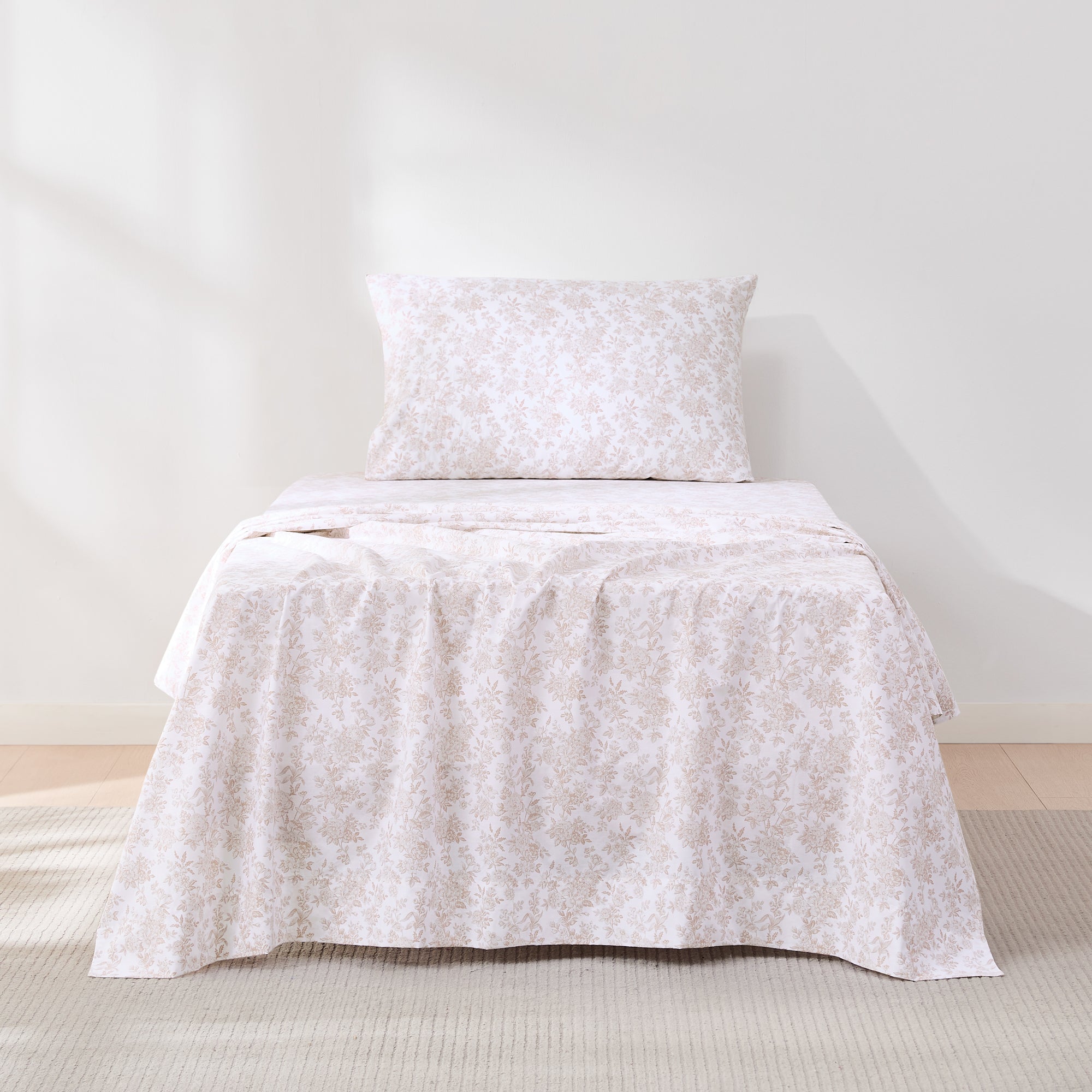 Premium Peony Toile Cotton Sheet Set - Queen Size, 4-Piece Bedding Set with Pillowcases - Soft & Breathable for Comfortable Sleep - Perfect for Master Bedroom, Guest Room, or Vacation Home