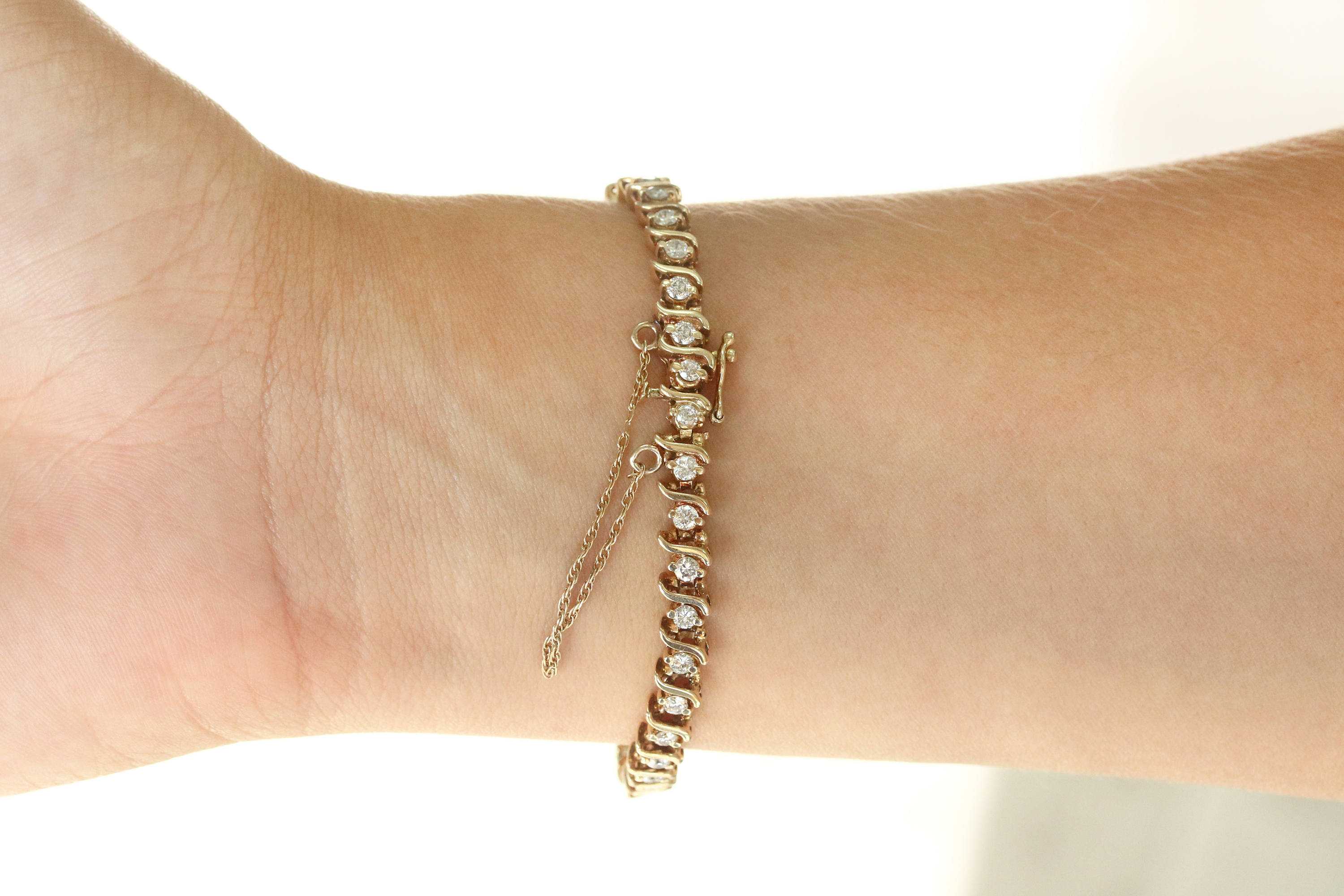 2.66 Carat 14K Yellow Gold Diamond Tennis Bracelet for Women - Elegant Jewelry Gift for Anniversary, Birthday & Special Occasions