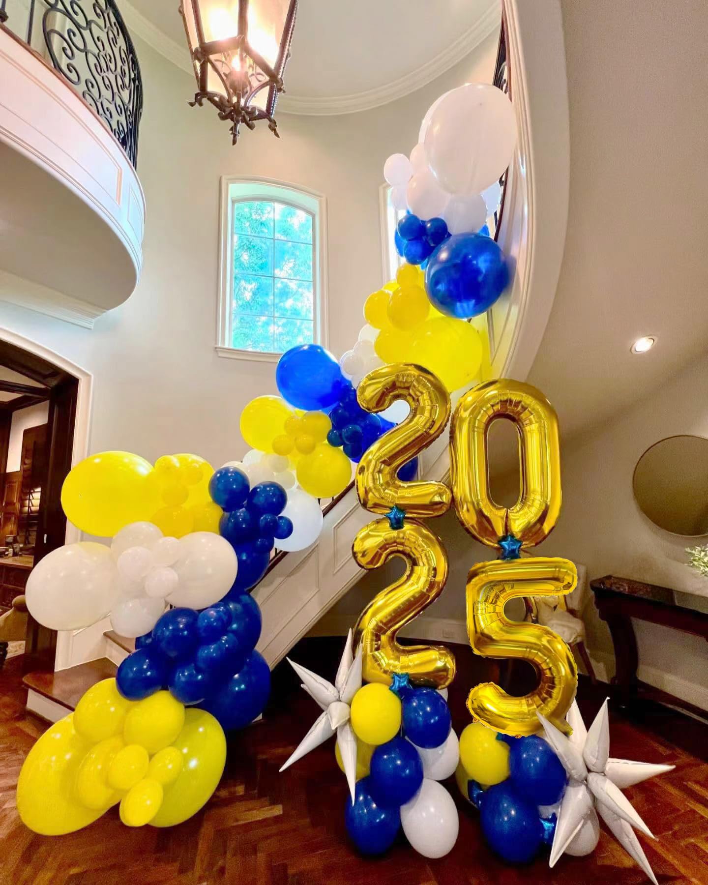 42 Inch Large 2025 Balloon Numbers with Star Balloons - Gold Foil Graduation Party Decorations & Supplies for 2025 Graduation Celebrations, Birthday Parties, and Special Events