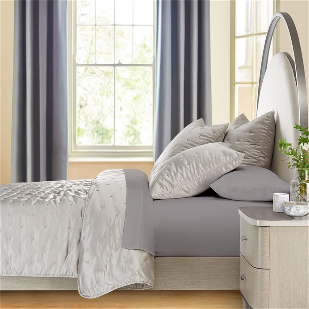 Michael Amini Messina 3-Piece Queen Quilt Set in Platinum - Luxury Bedding for Master Bedroom & Guest Room - Soft & Stylish Comforter Cover with Matching Shams