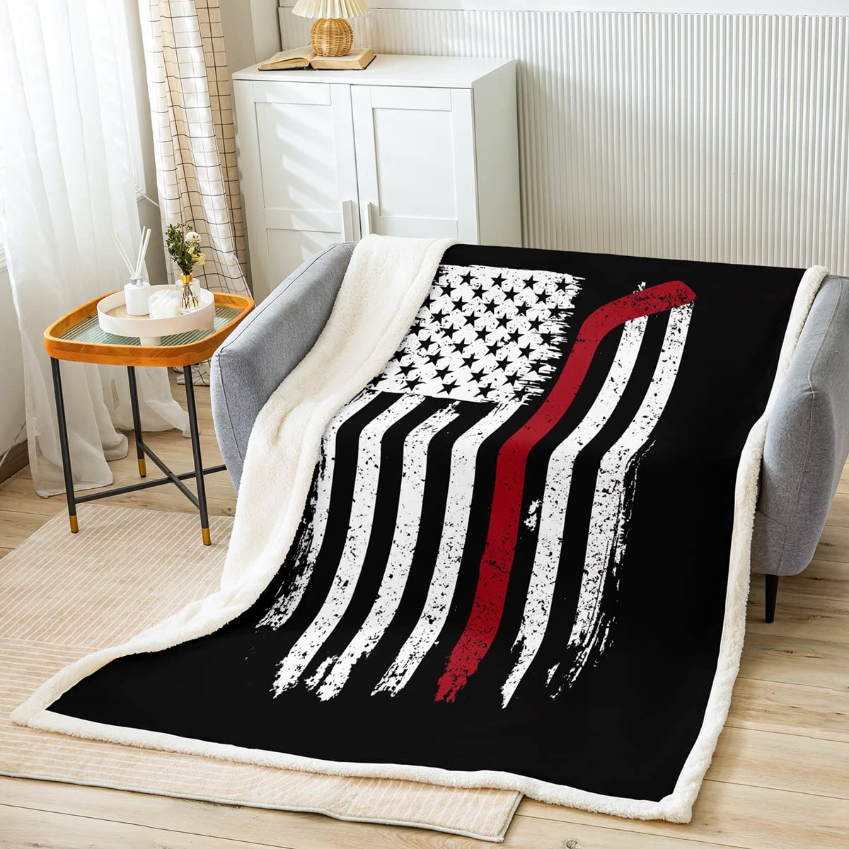 American Flag Fleece Blanket - Stars & Stripes Print Cozy Throw for Kids, Boys Room Decor - Soft Fuzzy Blanket in White, Black, Red (30x40 Inches) - Perfect for Bedroom, Living Room, Camping & Outdoor Adventures