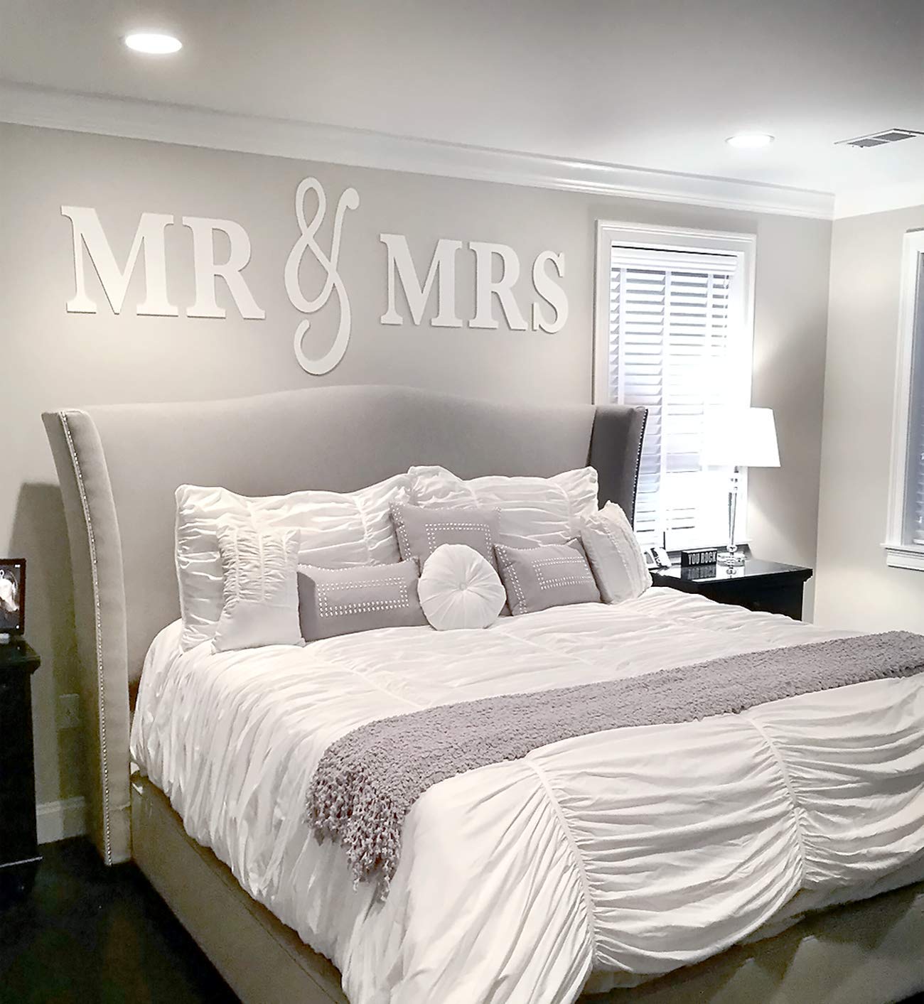 Mr & Mrs Wall Hanging Decor Set - Elegant Home Artwork for Bedroom, Perfect Above Headboard - Romantic Wedding Gift for Newlyweds (King/Queen Size) - Ideal for Master Bedroom, Guest Room & Wedding Anniversaries