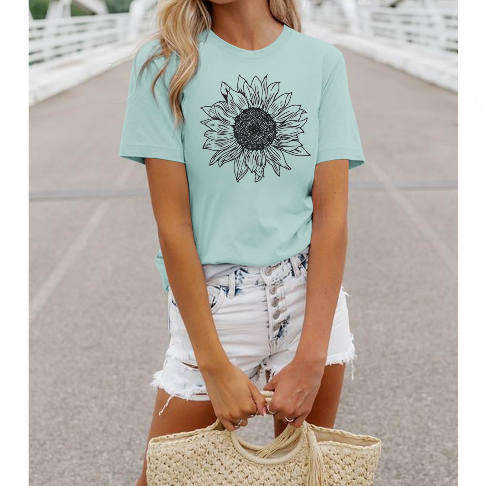 Women's Summer Sunflower Graphic T-Shirt - Cute Floral Print Loose Fit Crew Neck Short Sleeve Casual Top for Beach, Vacation & Everyday Wear