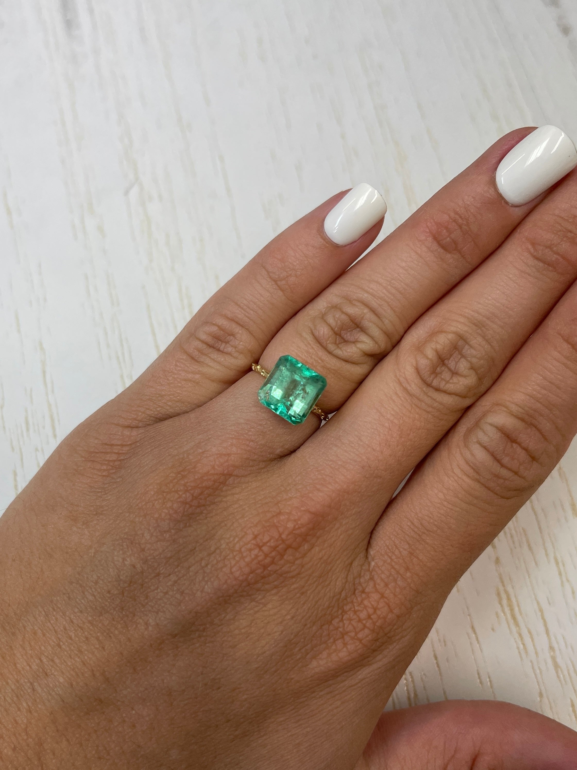 5.32 Carat 10x10mm Natural Colombian Emerald Loose Gemstone - Glowy Green Asscher Cut for Jewelry Making, Engagement Rings & Luxury Collections