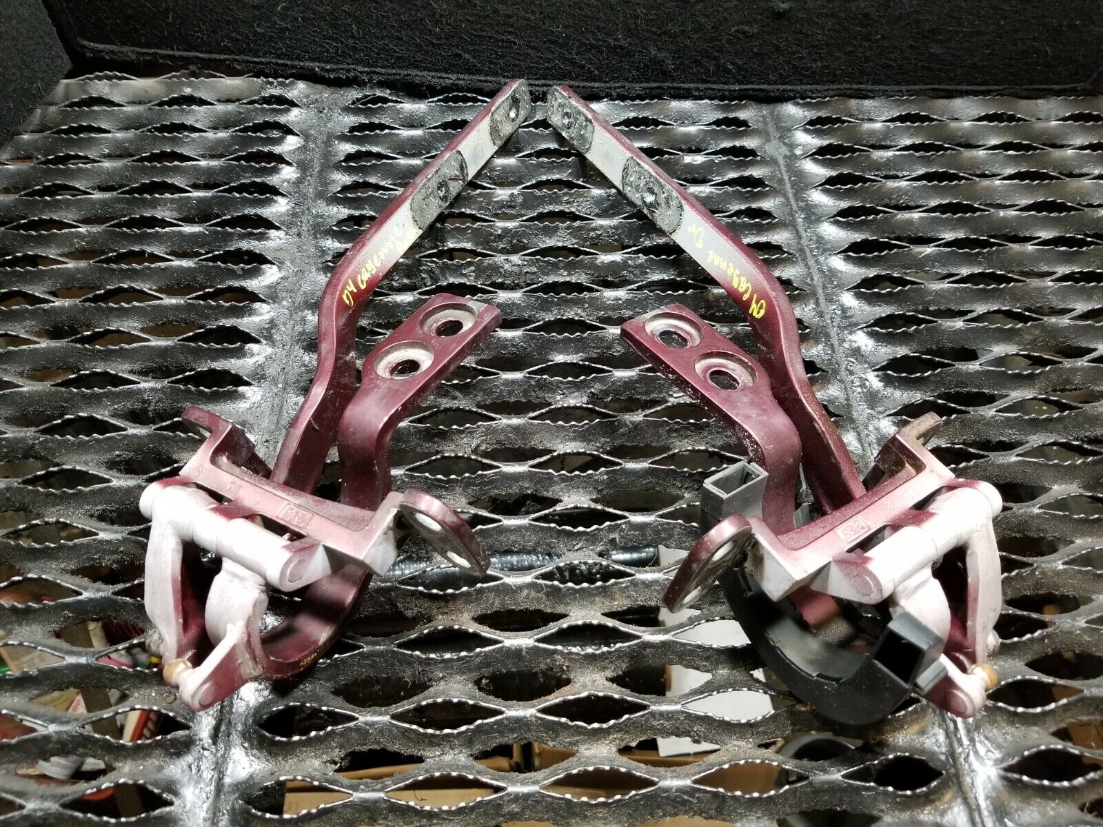 04-06 Porsche Cayenne Rear Trunk Lid Hinge Set - Left & Right OEM Replacement Parts - Perfect for Trunk Repair & Maintenance