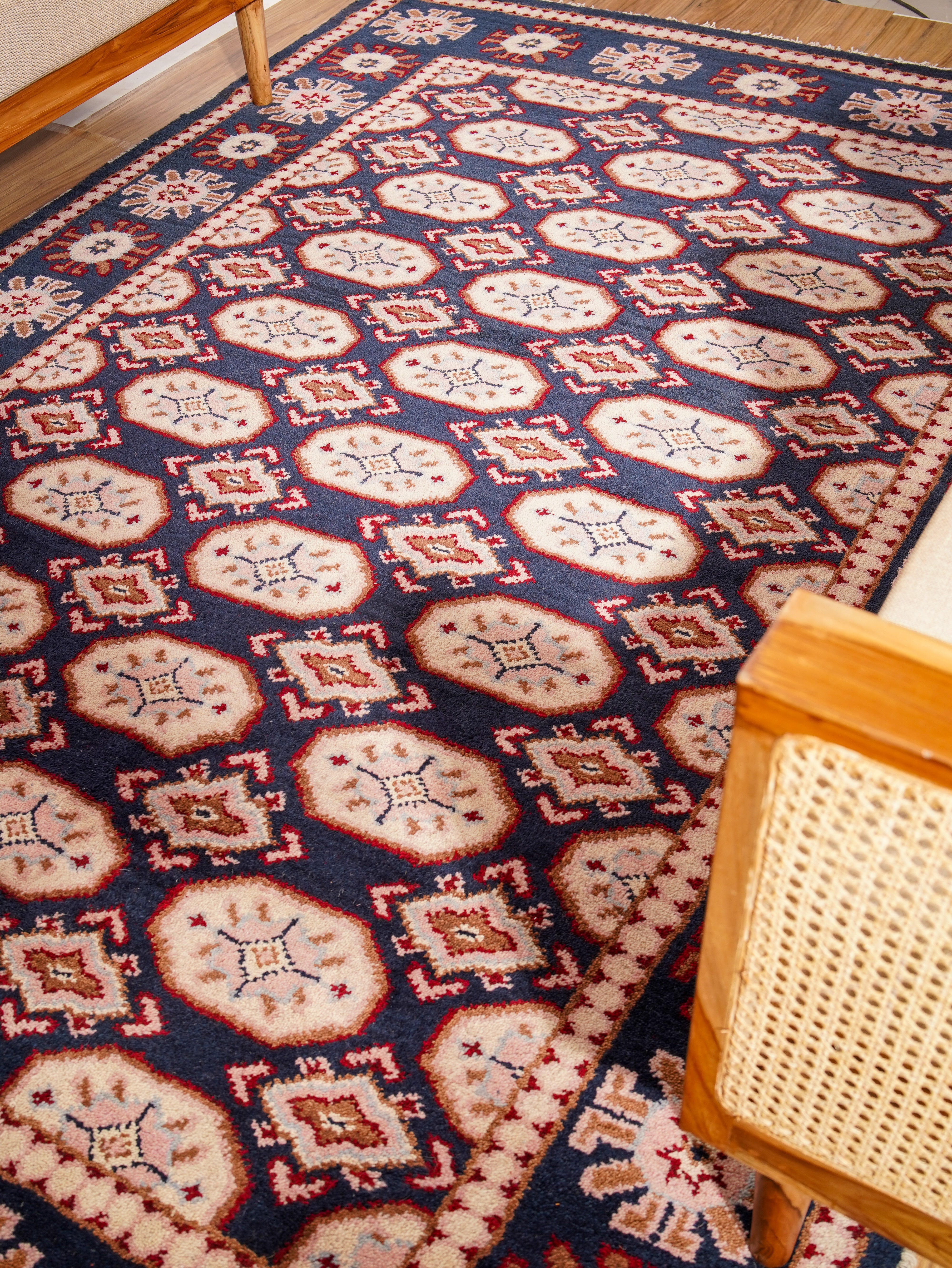 Handmade Bakhtiari Afghan Rug - Premium Hand-Knotted Wool Carpet for Living Room, Bedroom & Home Decor | Traditional Persian Design, Durable & Luxurious