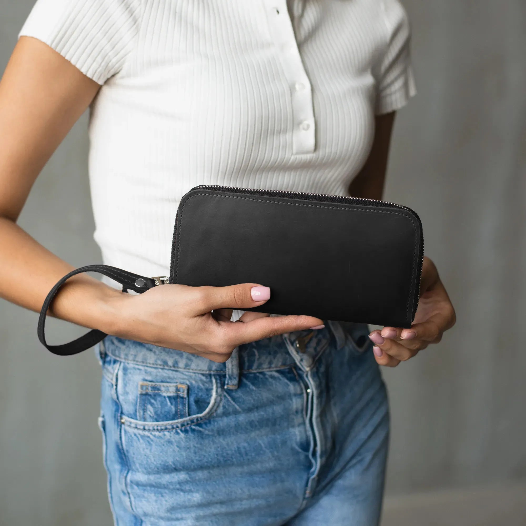 Lagom Long Zippered Wallet for Men & Women - Slim RFID Blocking Leather Bifold Wallet with Multiple Card Slots - Perfect for Travel, Business & Everyday Use