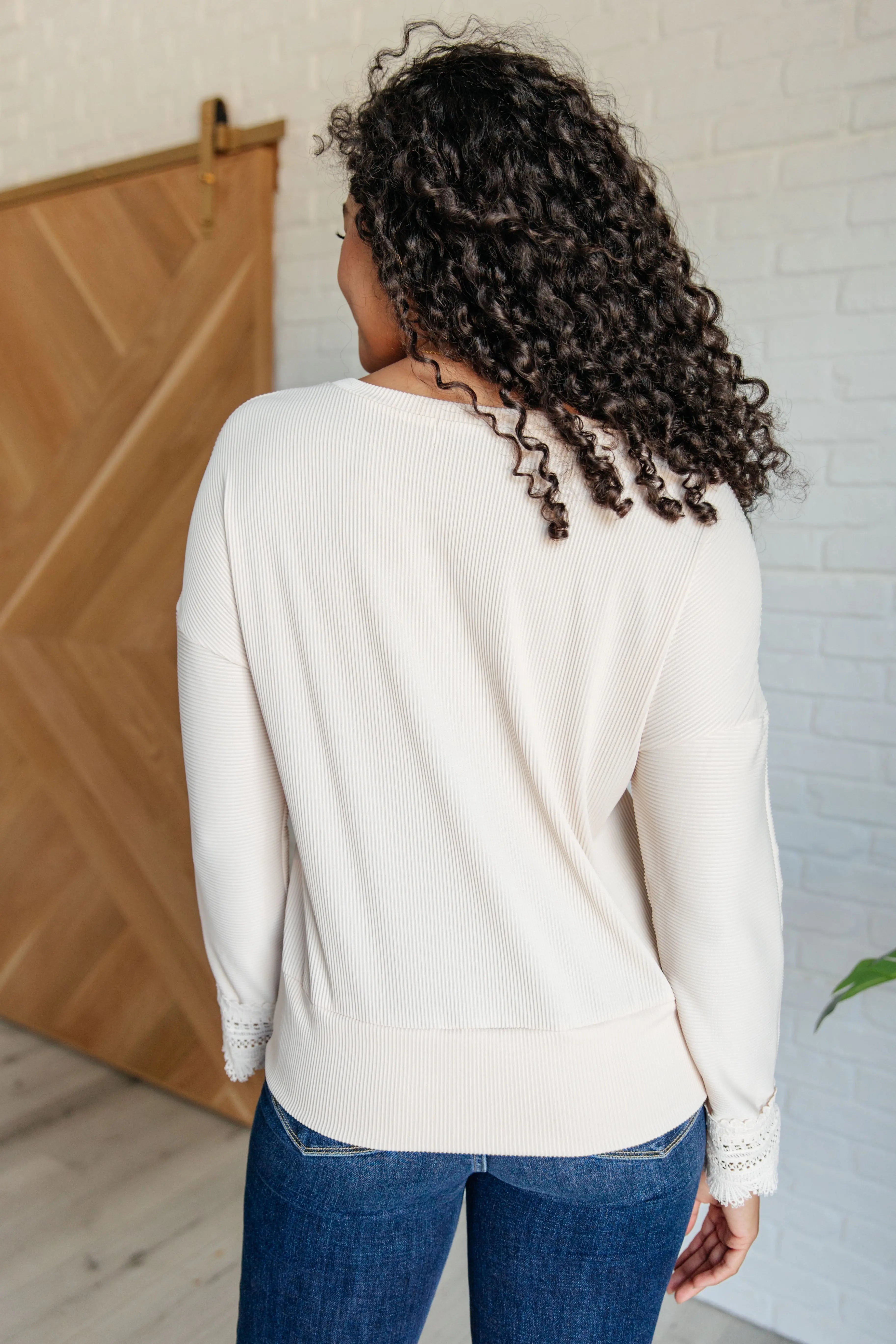Elegant Lace Trim V-Neck Blouse for Women - Flowy Casual & Party Tops - Perfect for Dates, Office Wear, and Special Occasions