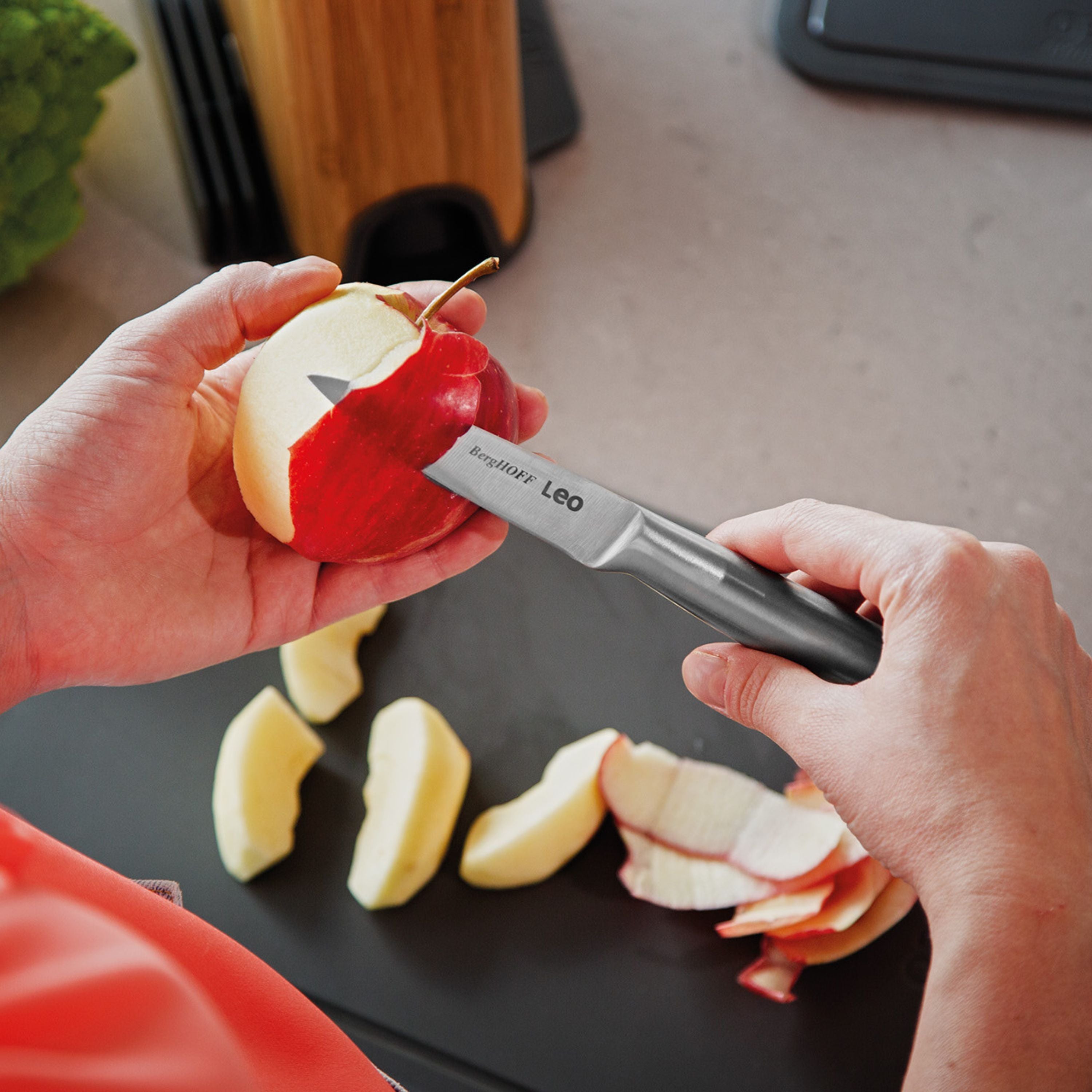 BergHOFF Leo Legacy 3.5-inch Stainless Steel Paring Knife - Sharp Kitchen Utility Knife for Peeling, Slicing Fruits & Vegetables - Perfect for Home Cooking & Professional Chefs