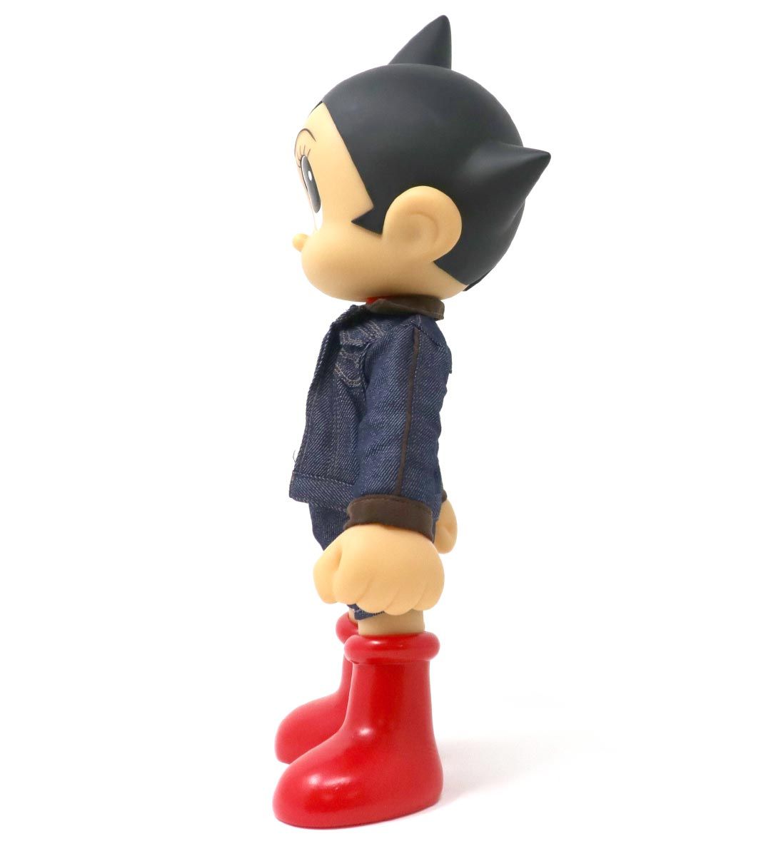 Astro Boy Master Series 06 Action Figure - Collectible Anime Robot Toy for Fans & Display - Perfect for Home Decor, Office Display, and Anime Collections