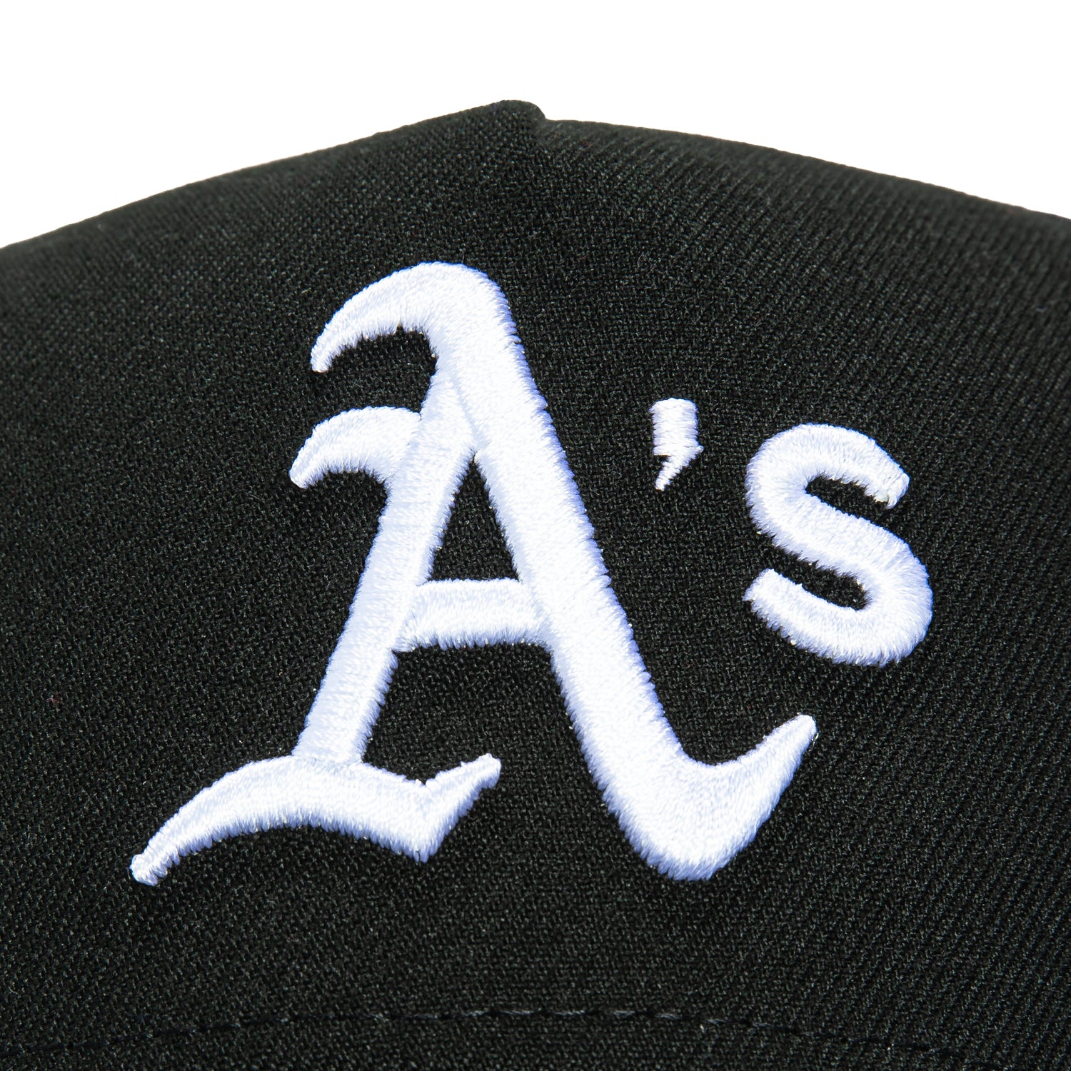 New Era 9Forty A Frame Oakland Athletics Trucker Snapback Hat - Black & White Adjustable Baseball Cap for Men & Women - Perfect for Sports Games, Outdoor Activities & Casual Wear