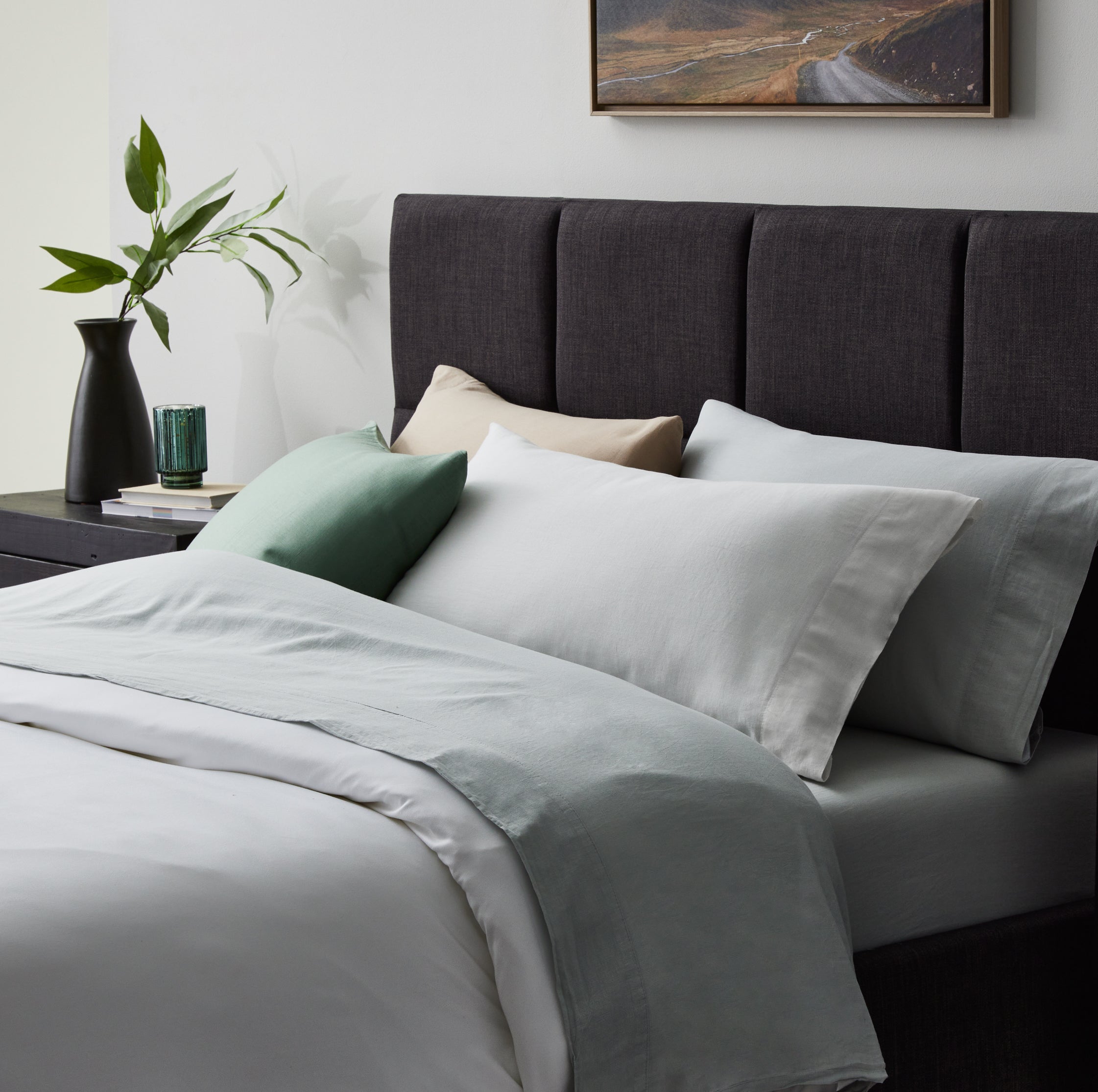 Malouf Linen Weave Cotton Sheet Set - Queen Size, 4-Piece Bed Sheet Set with Deep Pockets, Breathable & Soft for All-Season Comfort - Perfect for Home, Hotel, and Guest Room Bedding