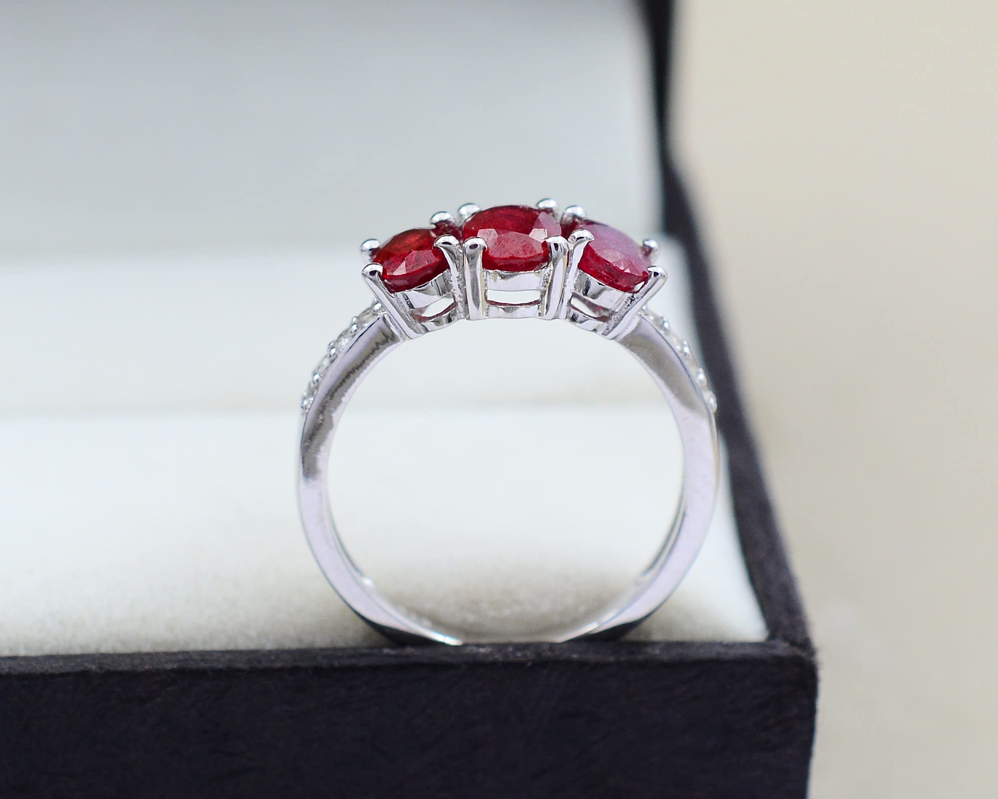 925 Sterling Silver Natural 7X5mm Oval Cut Red Ruby July Birthstone Three Stone Cluster Ring - Unisex Engagement Promise Ring for Women, Girlfriend, Wife - Perfect for Anniversary, Valentine's Day & Romantic Gifts