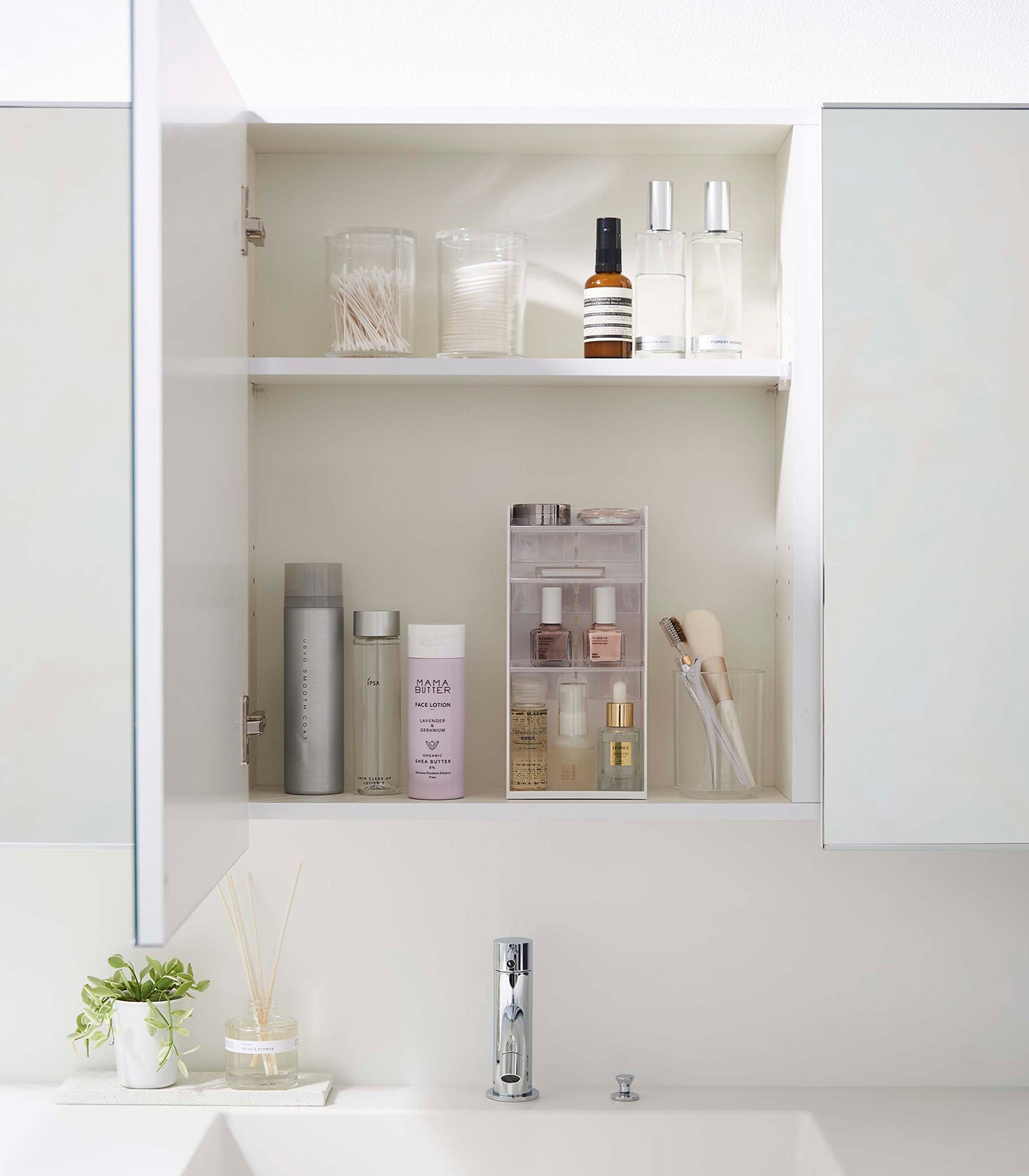 Professional Makeup Organizer - 2 Stylish Designs for Vanity & Travel | Perfect for Cosmetics Storage & Beauty Essentials