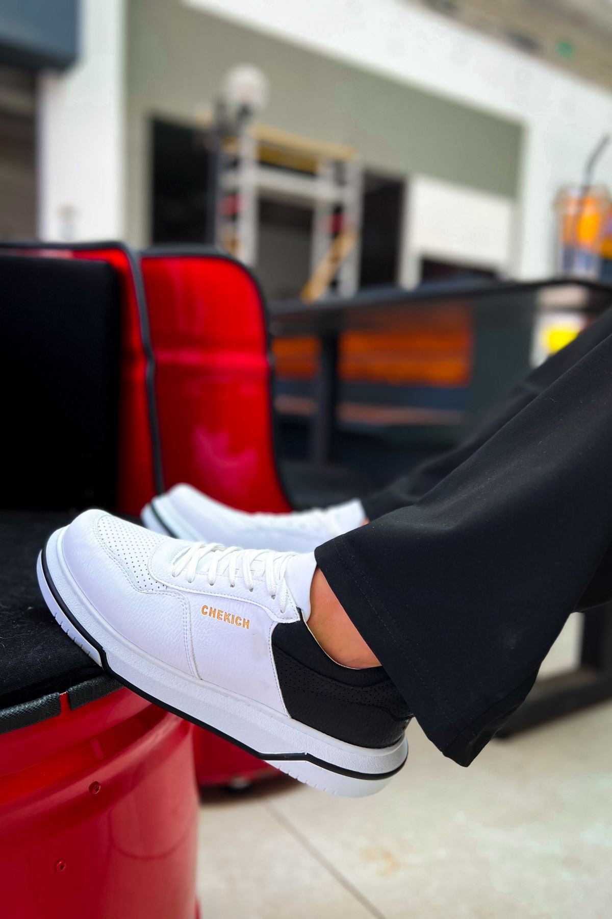 CH075 CBT Signature Men's Shoes White/Black - Stylish & Comfortable Footwear for Casual Wear, Work & Outdoor Activities