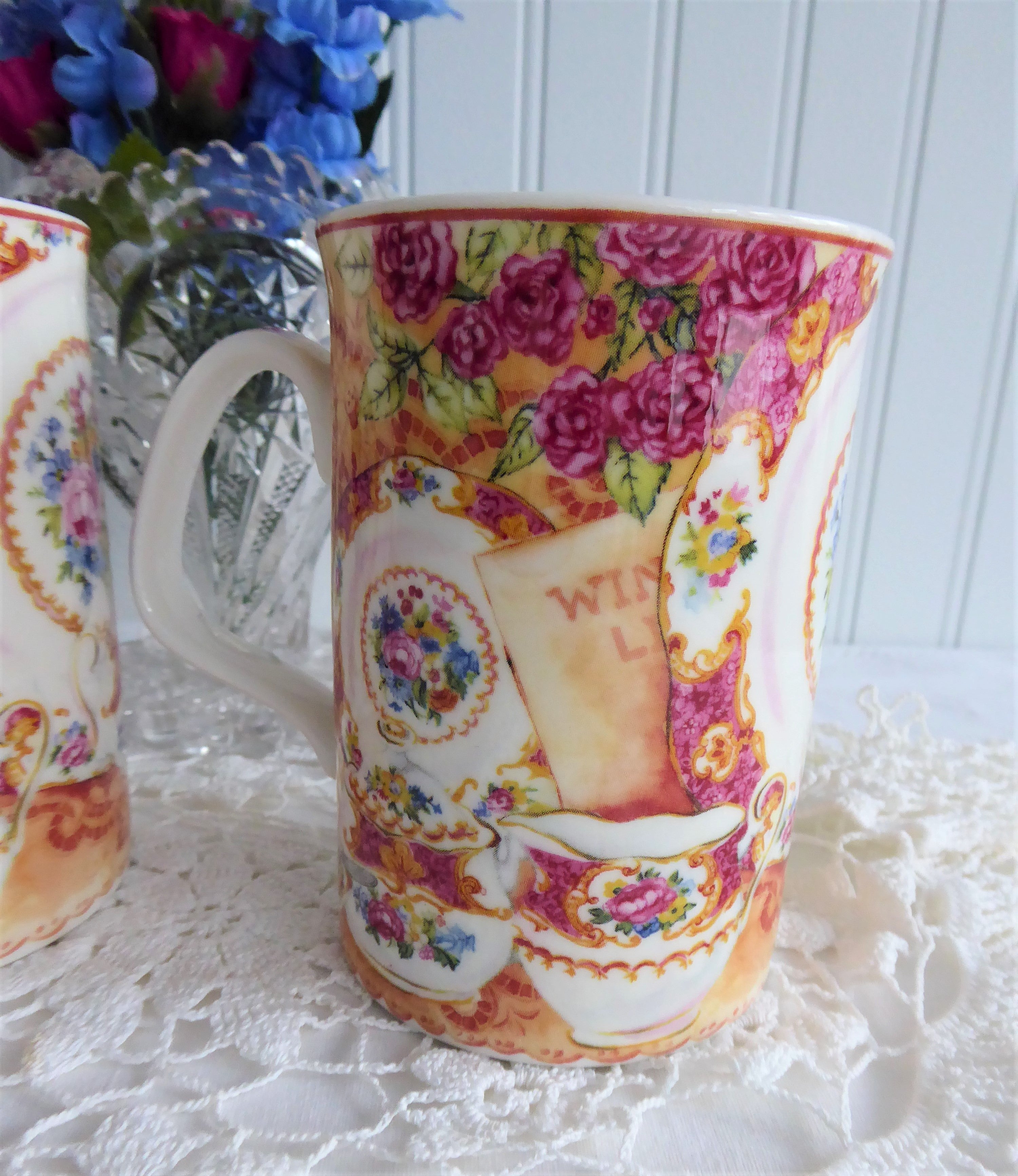 Royal Albert Lady Carlyle Collage Mug Pair - Elegant Afternoon Tea Set, Floral Bone China Tea Cups with Saucers - Perfect for English Tea Parties, Bridal Showers & Gift Giving