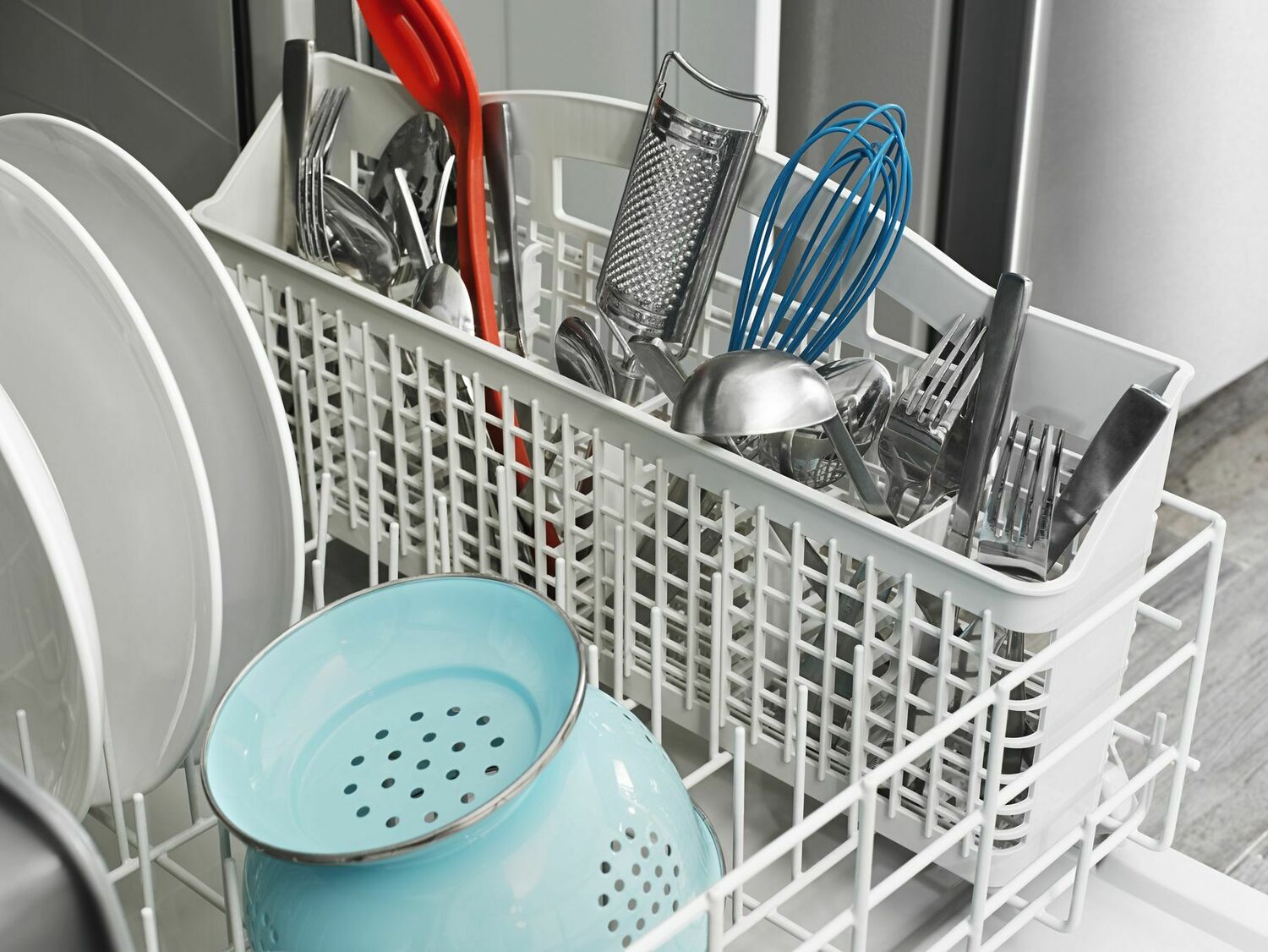 Amana ADB1400AGS Stainless Steel Dishwasher with Triple Filter Wash System - Perfect for Kitchens, Restaurants, and Busy Households