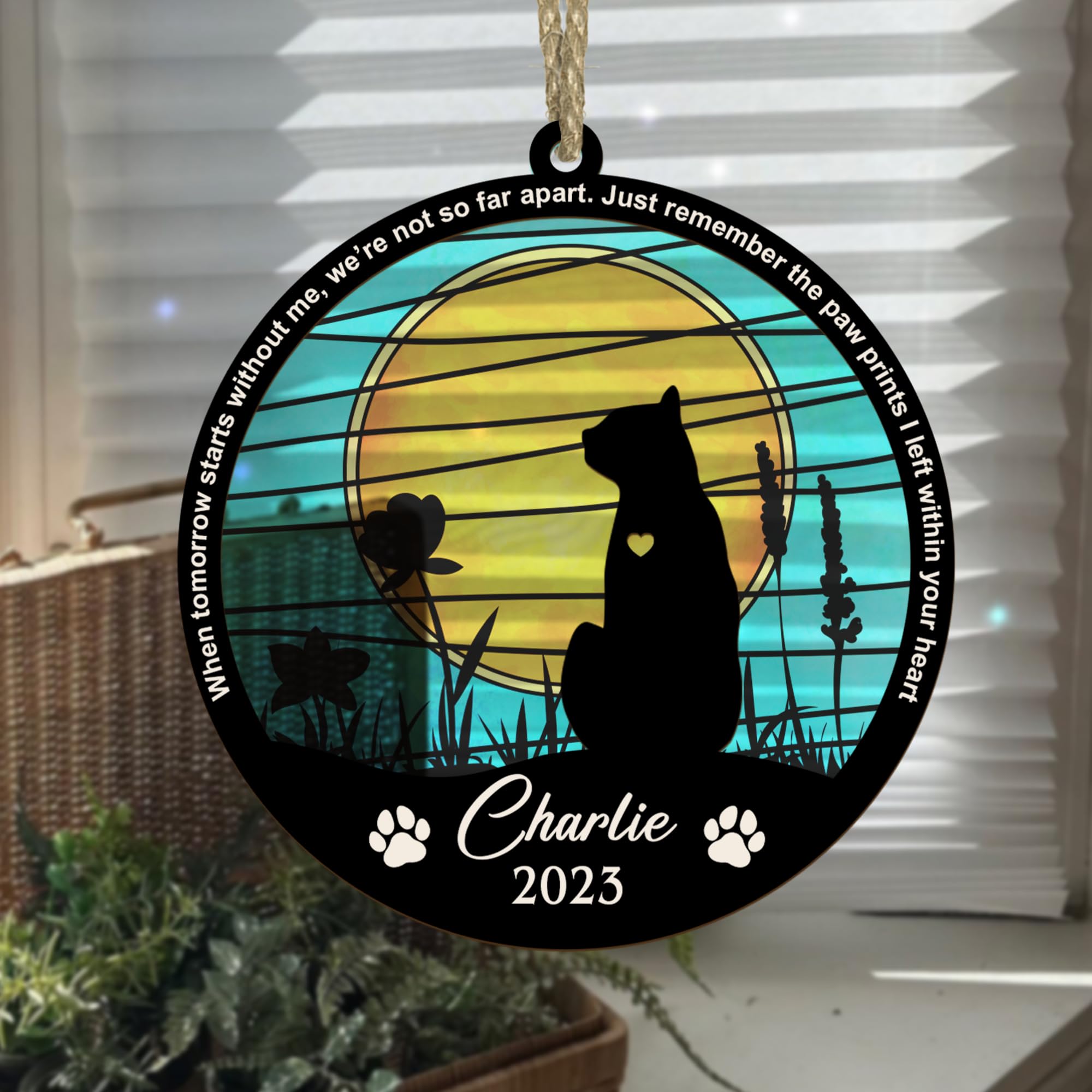 Personalized Cat Memorial Suncatcher - Engraved Pet Loss Keepsake, Sympathy Gift for Cat Lovers | Pet Remembrance Ornament for Christmas, Home Decor & Healing After Loss