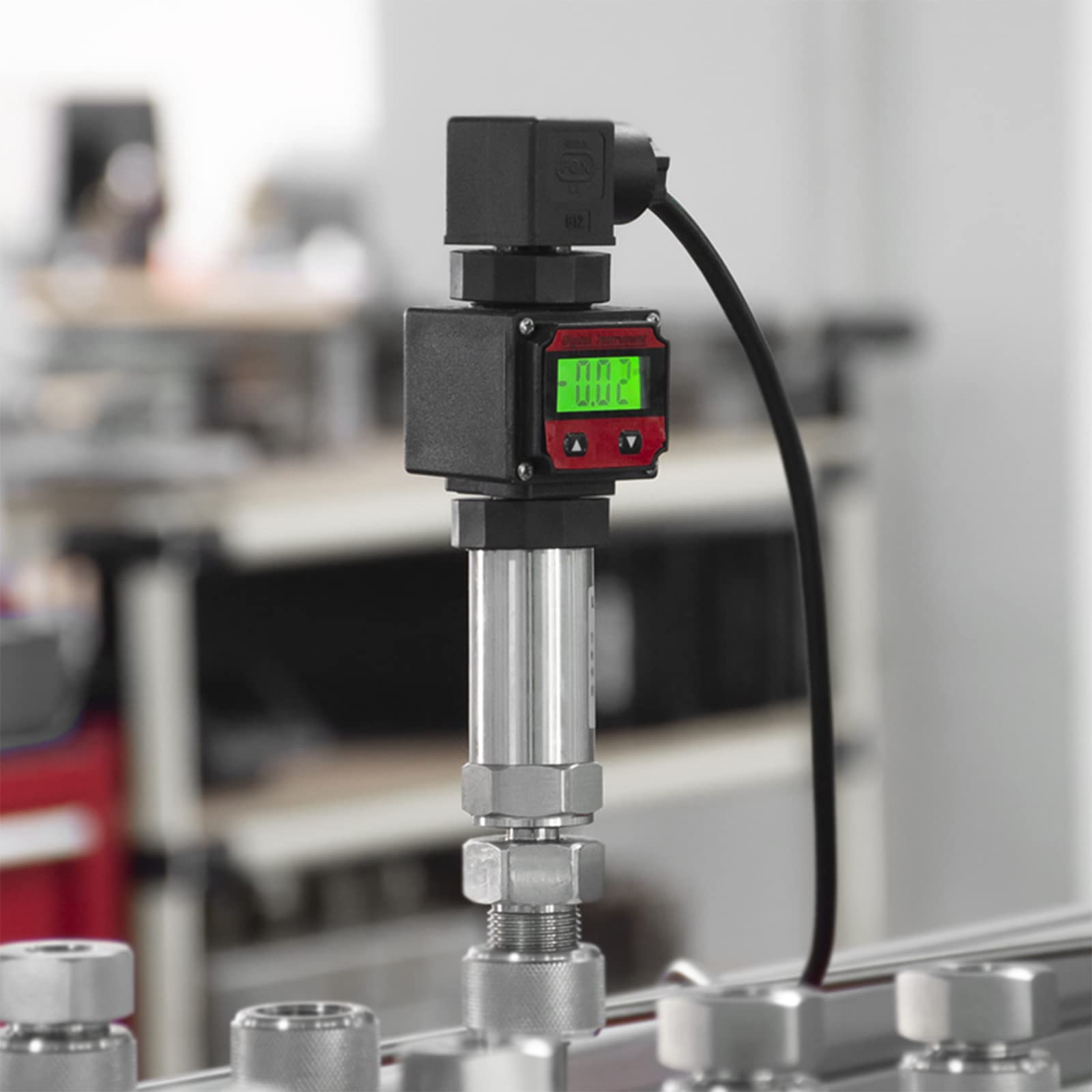 LEFOO 4-20mA Digital Pressure Transmitter with LCD Display - 0-145PSI Range, 12-30VDC Power Supply - Industrial Hydraulic & Pneumatic System Monitoring for Water, Oil & Gas Applications