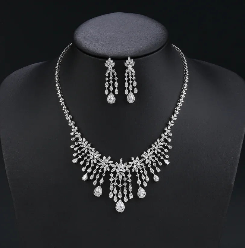 Cubic Zirconia Droplet Flower Tassel Necklace & Earrings 2-Piece Set - Elegant Bridal Jewelry for Women, Wedding & Party Accessories - Perfect for Bridal Showers, Prom & Special Occasions