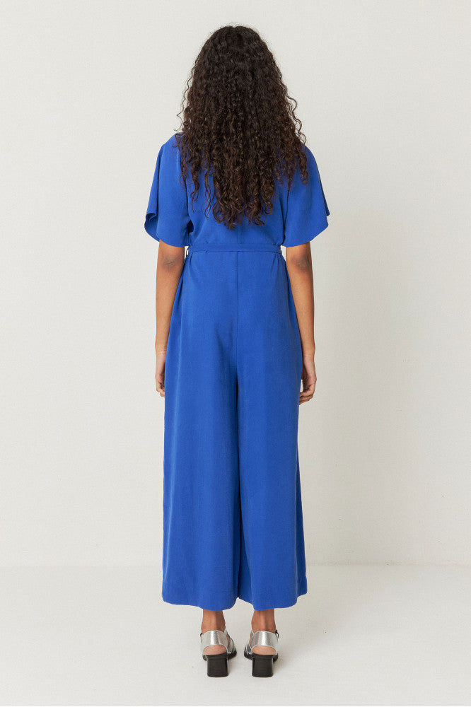 SKFK Indigo Kaie Jumpsuit - Women's Stylish Denim Overalls, Fashionable One-Piece Romper with Adjustable Straps | Perfect for Casual Outings, Music Festivals and Streetwear Fashion