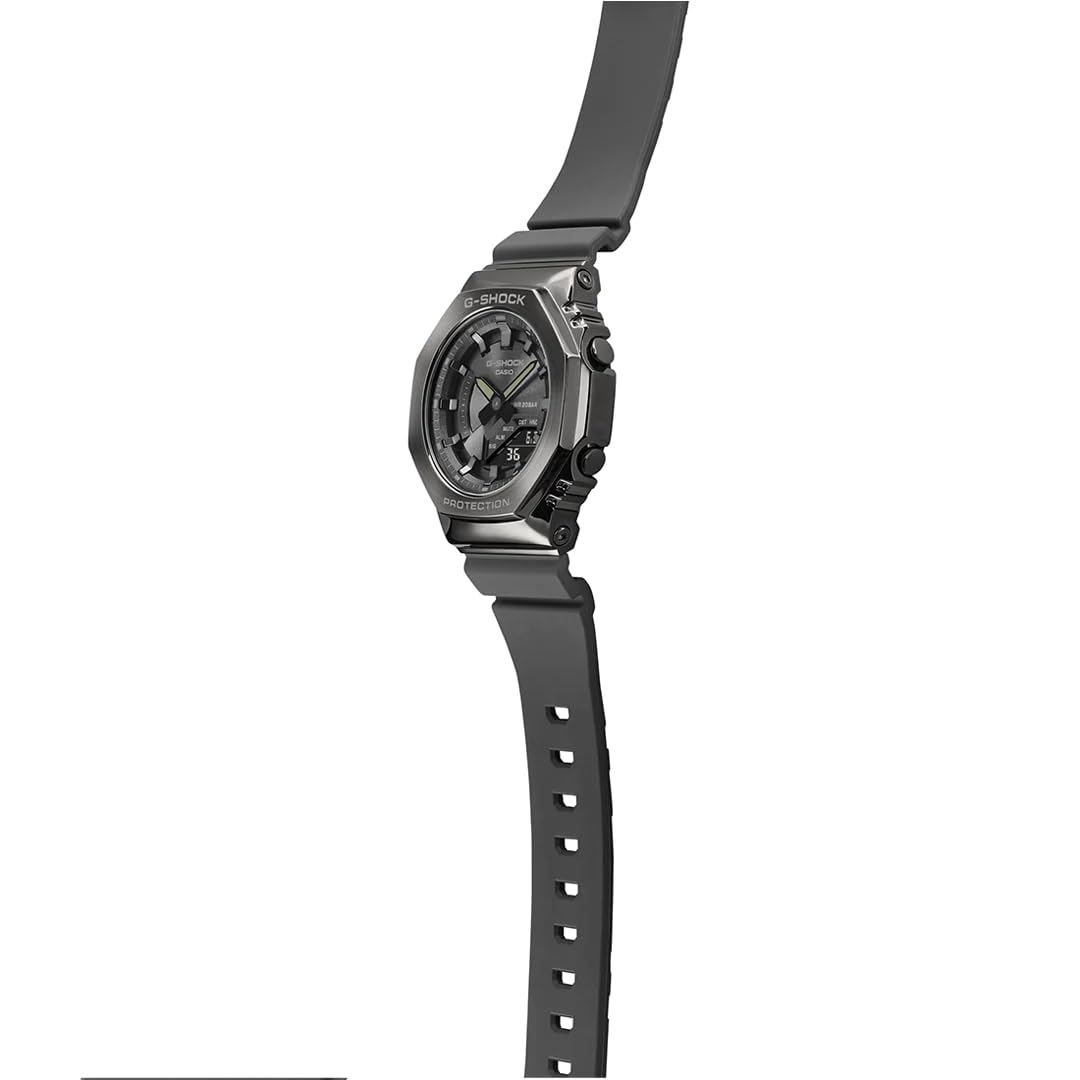 Casio GM-S2100B-8AER Men's Analog-Digital Quartz Watch with Durable Plastic Strap - Water Resistant Sports & Casual Watch for Men, Perfect for Outdoor Activities, Work & Everyday Wear