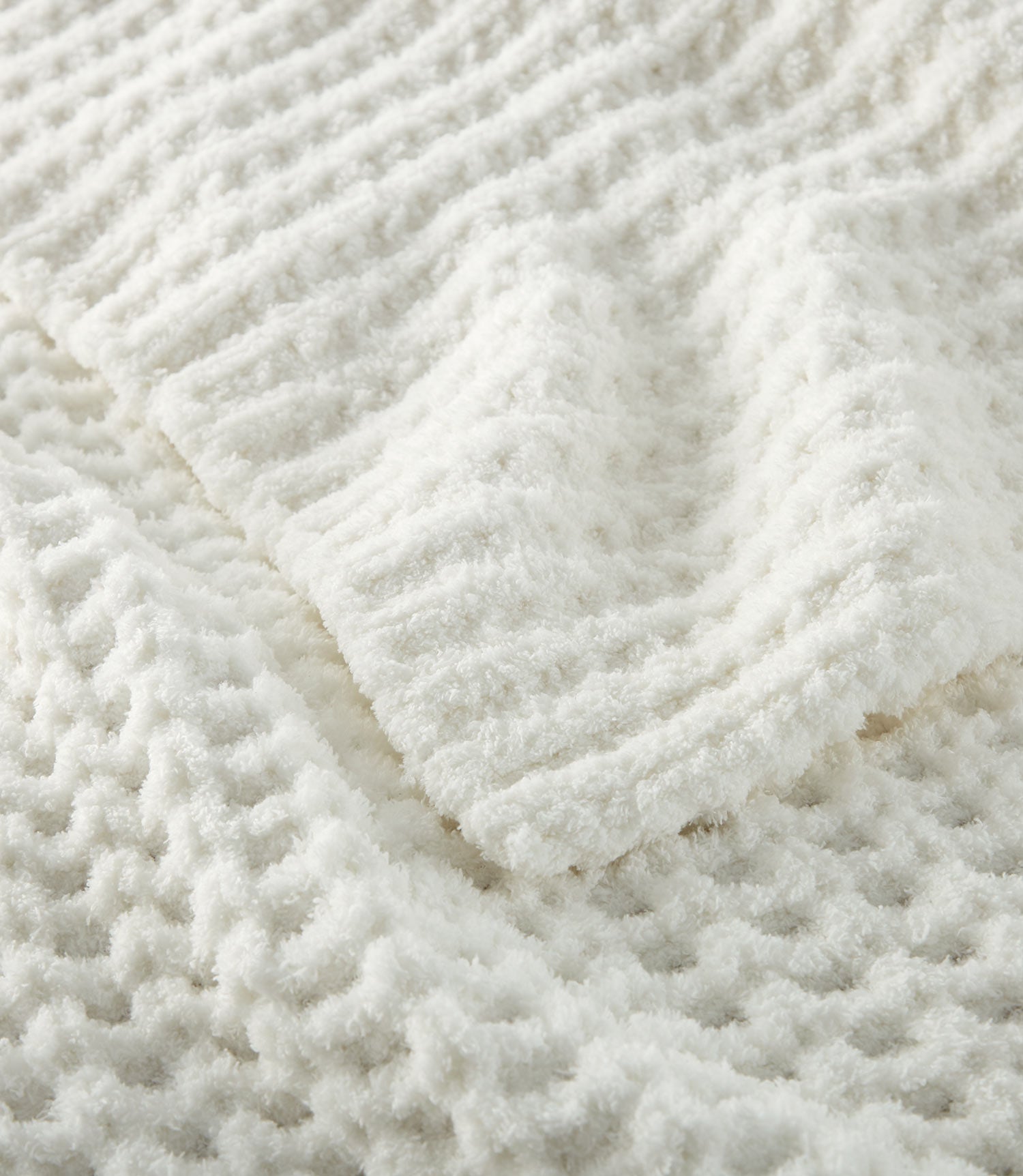 Soft & Cozy Knit Throw Blanket - Ultra Plush Warm Fleece Blanket for Couch, Bed & Sofa - Perfect for Winter Nights, Movie Time & Home Decor