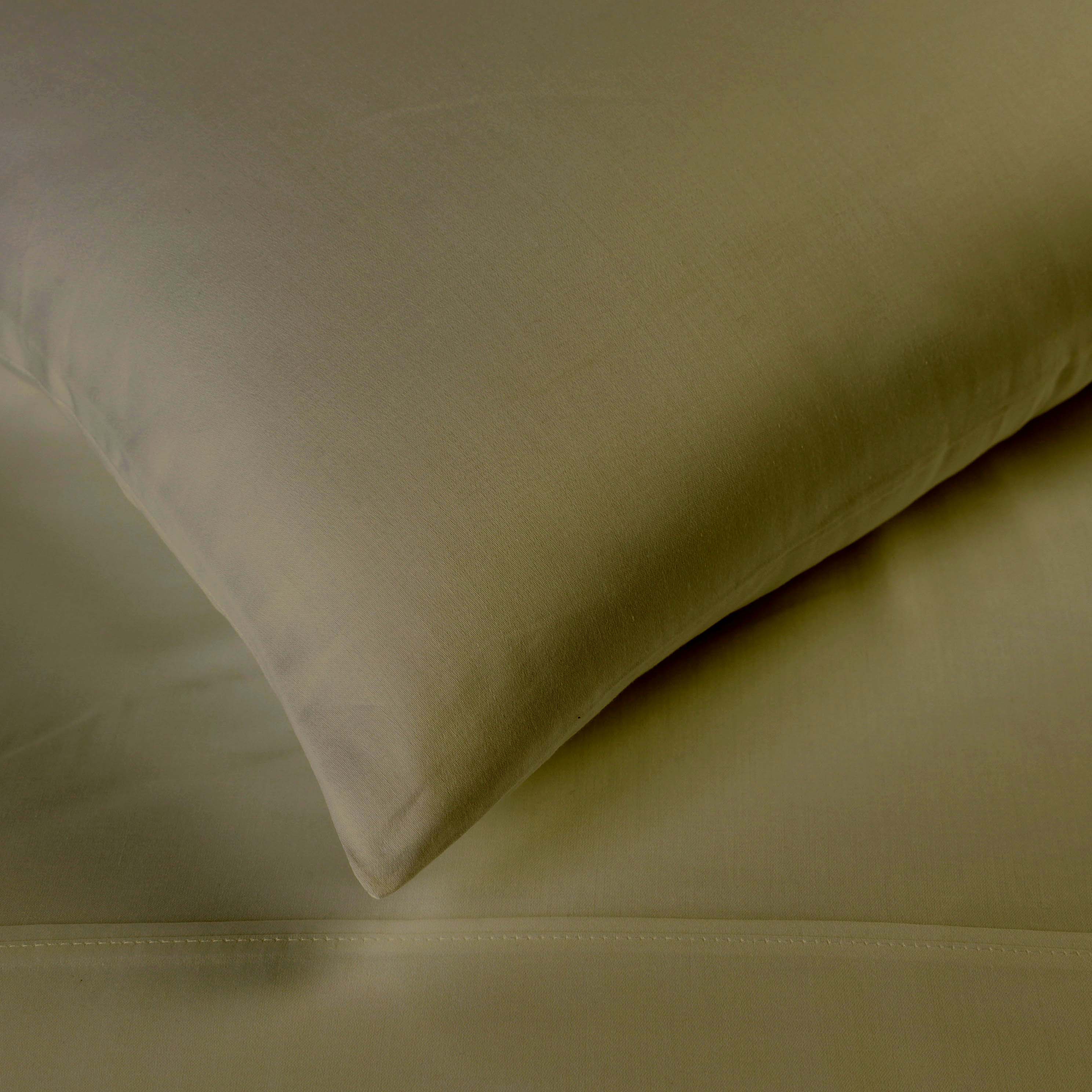 Premium 300 Thread Count Egyptian Cotton Bed Sheet Set - Soft, Breathable & Durable for Ultimate Comfort - Perfect for Luxury Bedrooms & Hotels
