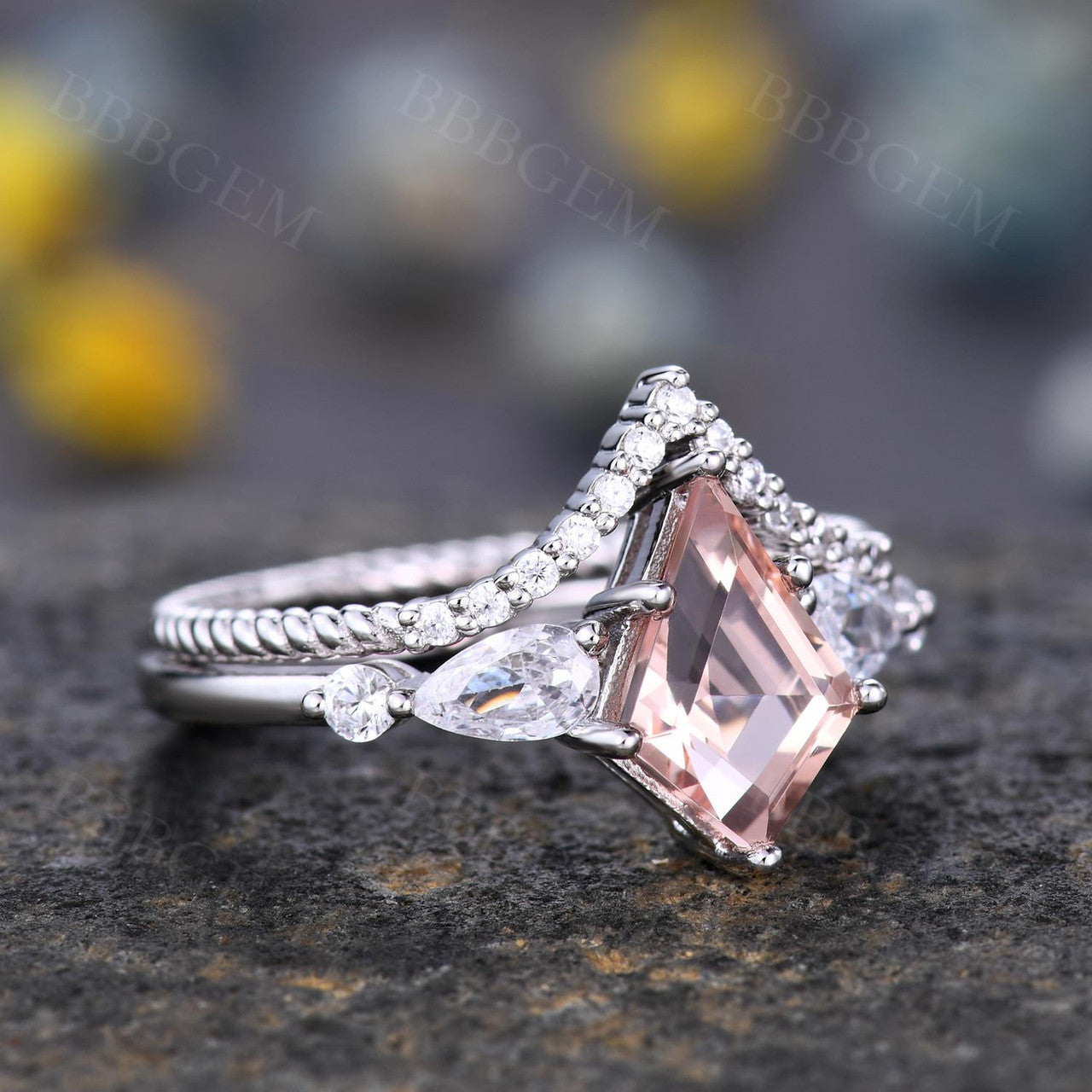 Elegant Kite-Shaped Step Cut Peach Morganite Wedding Ring Set in White Gold – Perfect for Bridal Jewelry, Engagement Rings & Anniversary Gifts