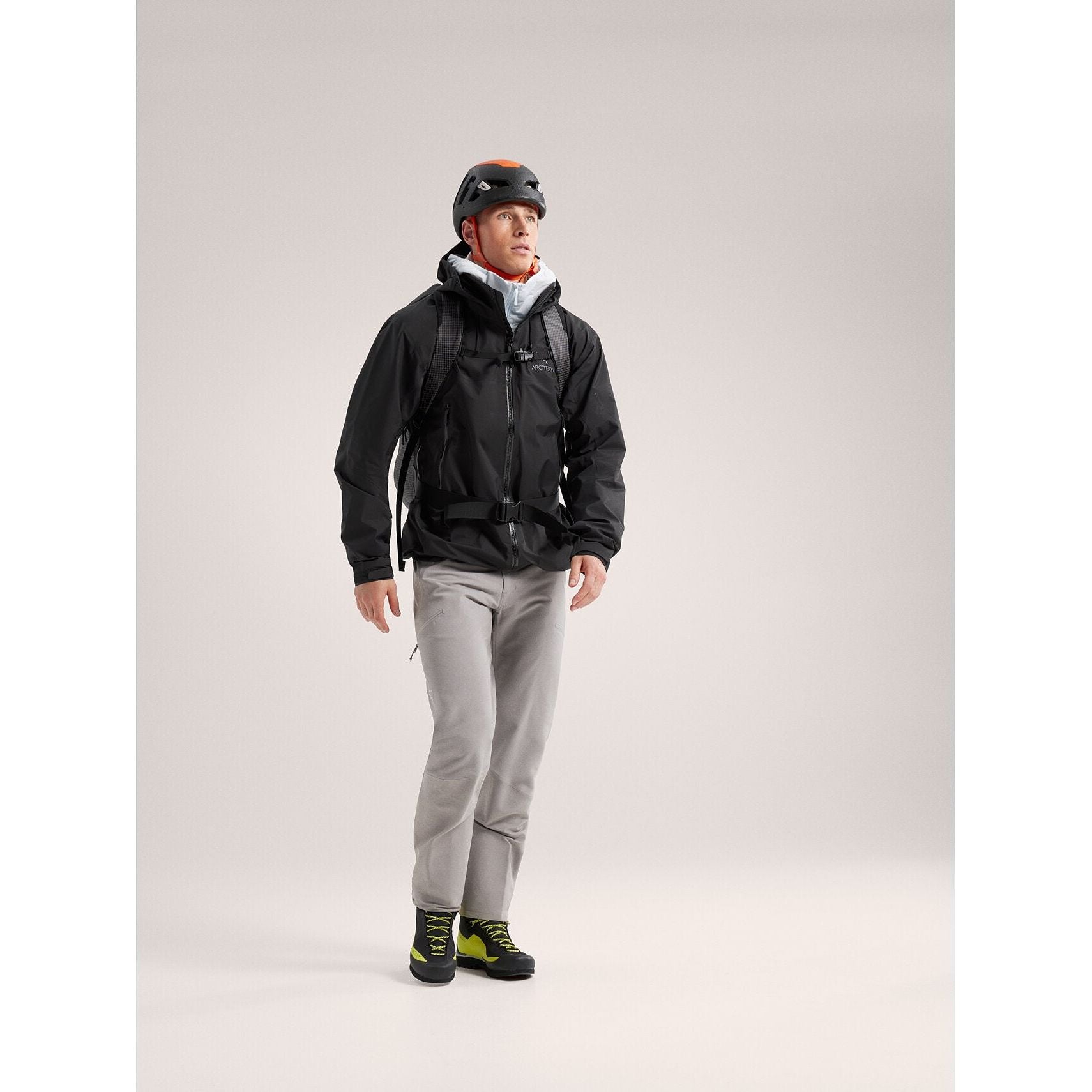 Arc'teryx Men's Beta AR Jacket - Waterproof & Breathable Hardshell for Hiking, Skiing & Outdoor Adventures