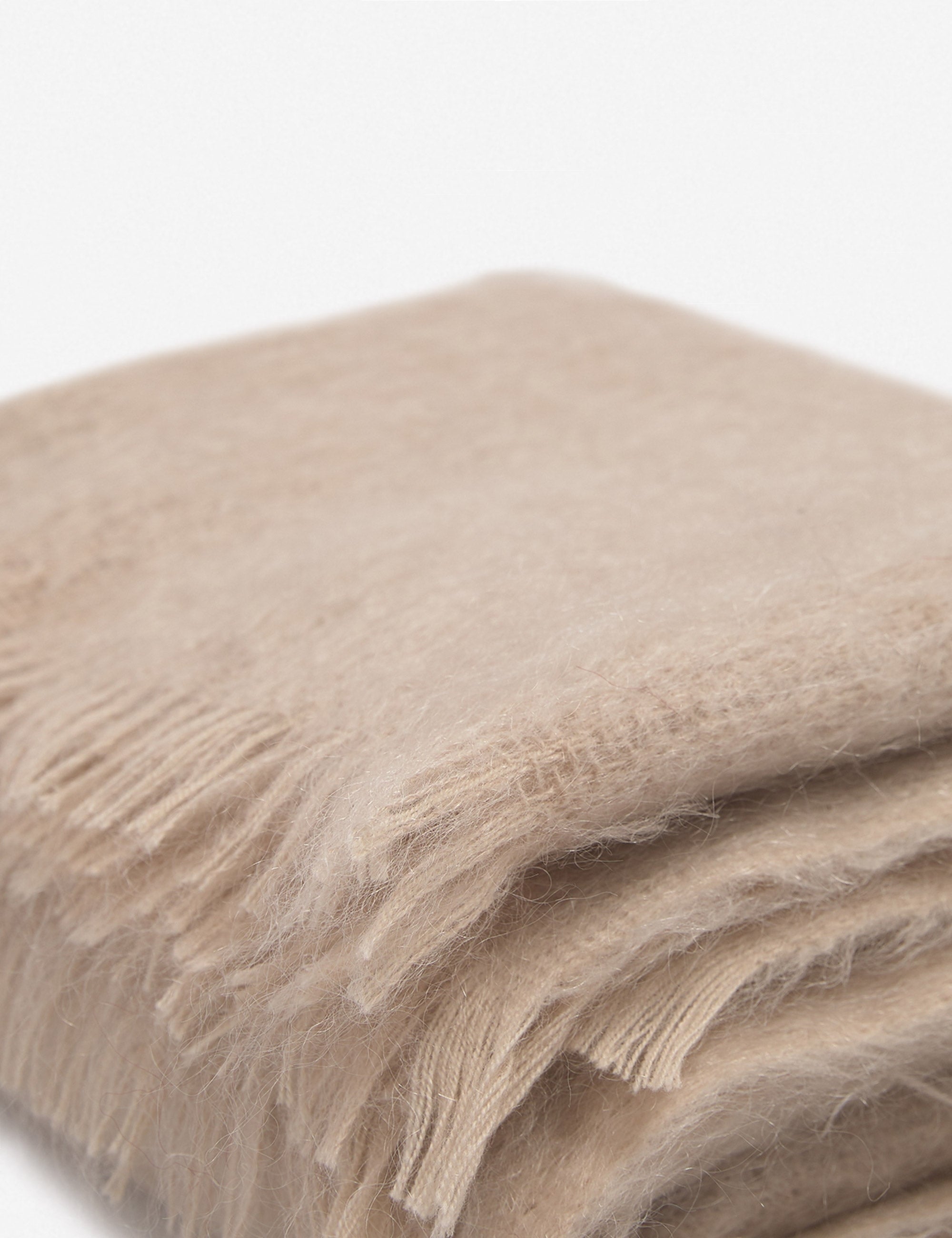 Luxury Aimee Mohair Throw Blanket - Soft & Warm Knitted Mohair Shawl for Cozy Home Decor, Perfect for Sofa, Bed, and Winter Nights