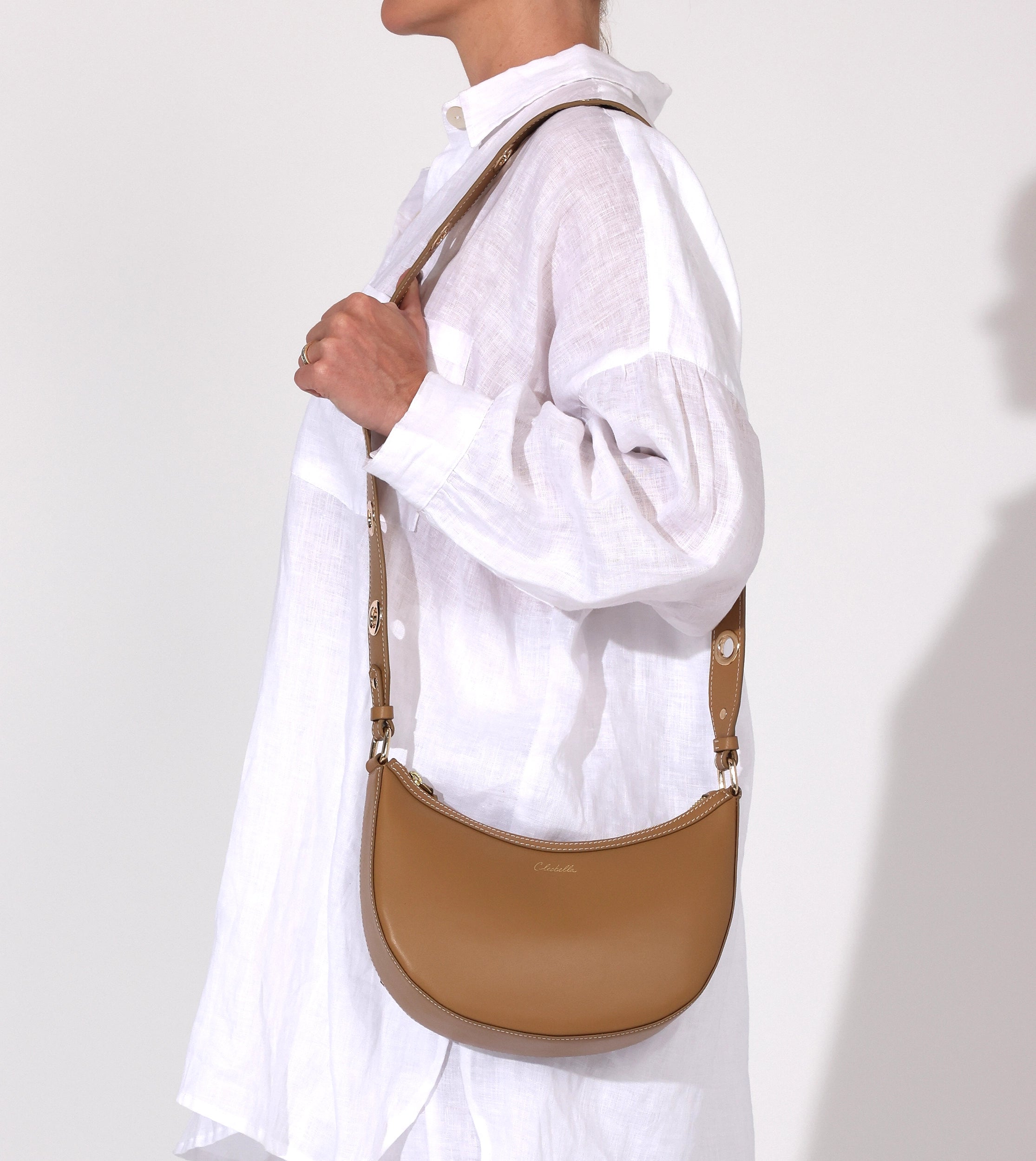 Lyon Crossbody Bag in Caramel Brown - Stylish Leather Purse for Women, Perfect for Everyday Use, Travel & Shopping
