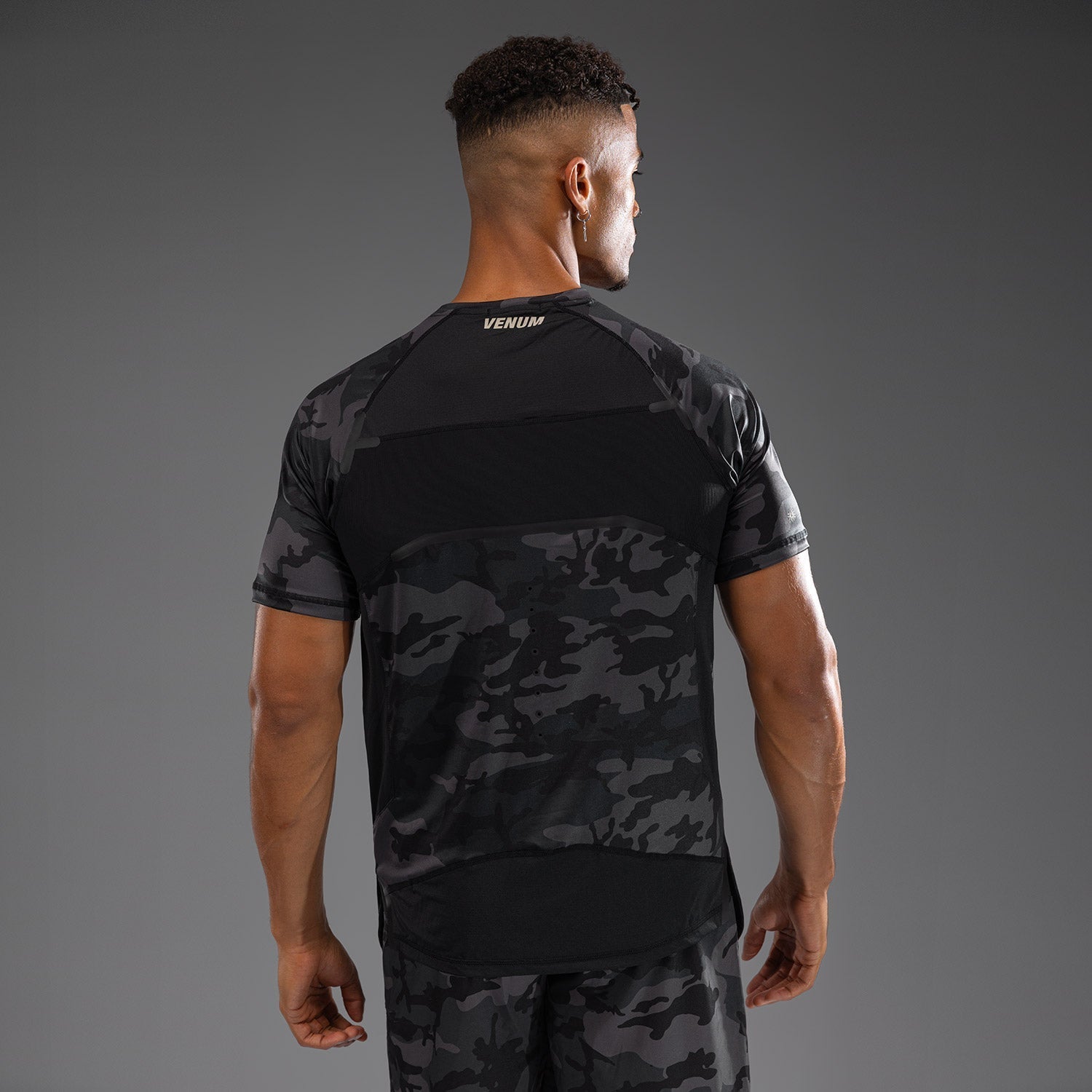 Venum G Fit Air Men's Dry Tech Performance T-Shirt - Moisture Wicking Workout Shirt - Urban Digital Camo Design - Gym, Running & Training Apparel