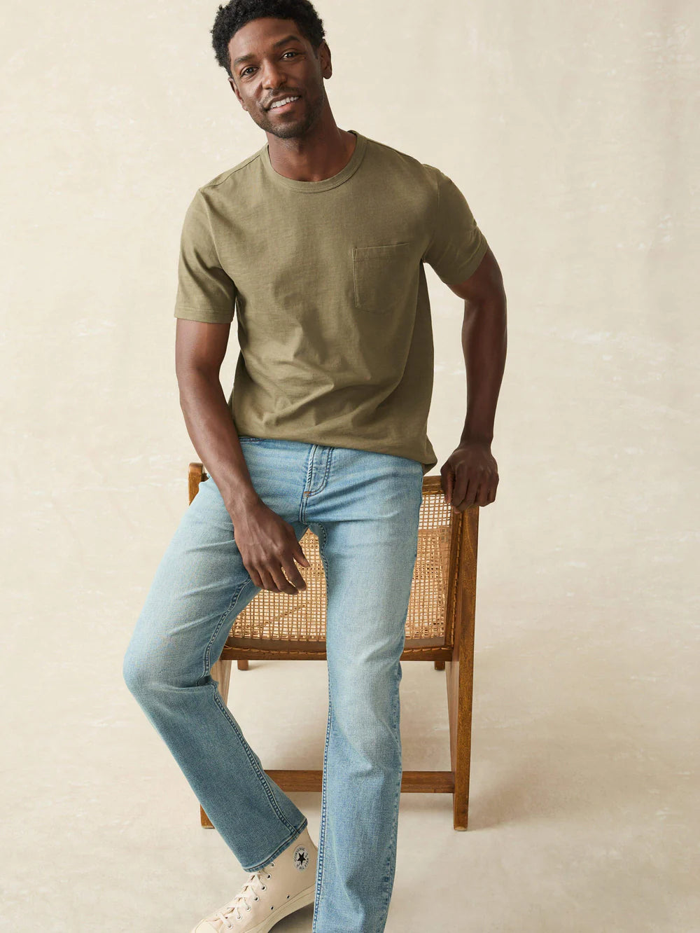 FAHERTY Men's Sunwashed Pocket Short Sleeve T-Shirt - Soft Cotton Casual Tee for Summer, Beach, and Everyday Wear
