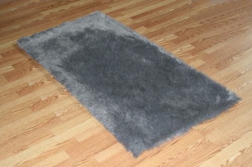 Flokati Faux Fur Area Rug 5x7 Feet - Soft Plush Shaggy Carpet for Living Room, Bedroom, Nursery - Grey Home Decor (Machine Washable) - Cozy & Luxurious for Winter, Home Staging, Photo Shoots