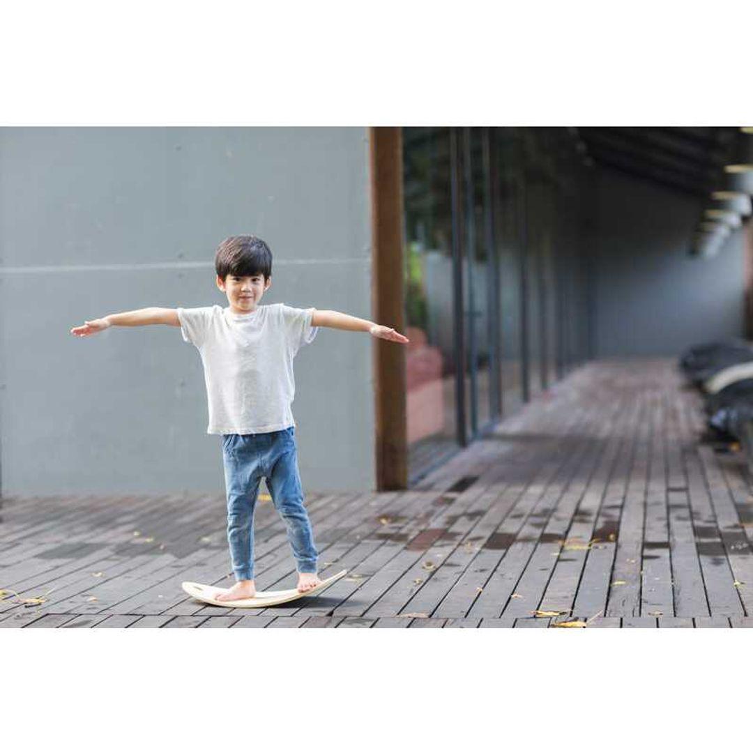 Best Balance Board for Kids - Wooden Wobble Board for Toddlers & Children - Improve Balance & Coordination - Perfect for Indoor Play, Yoga & Sensory Activities
