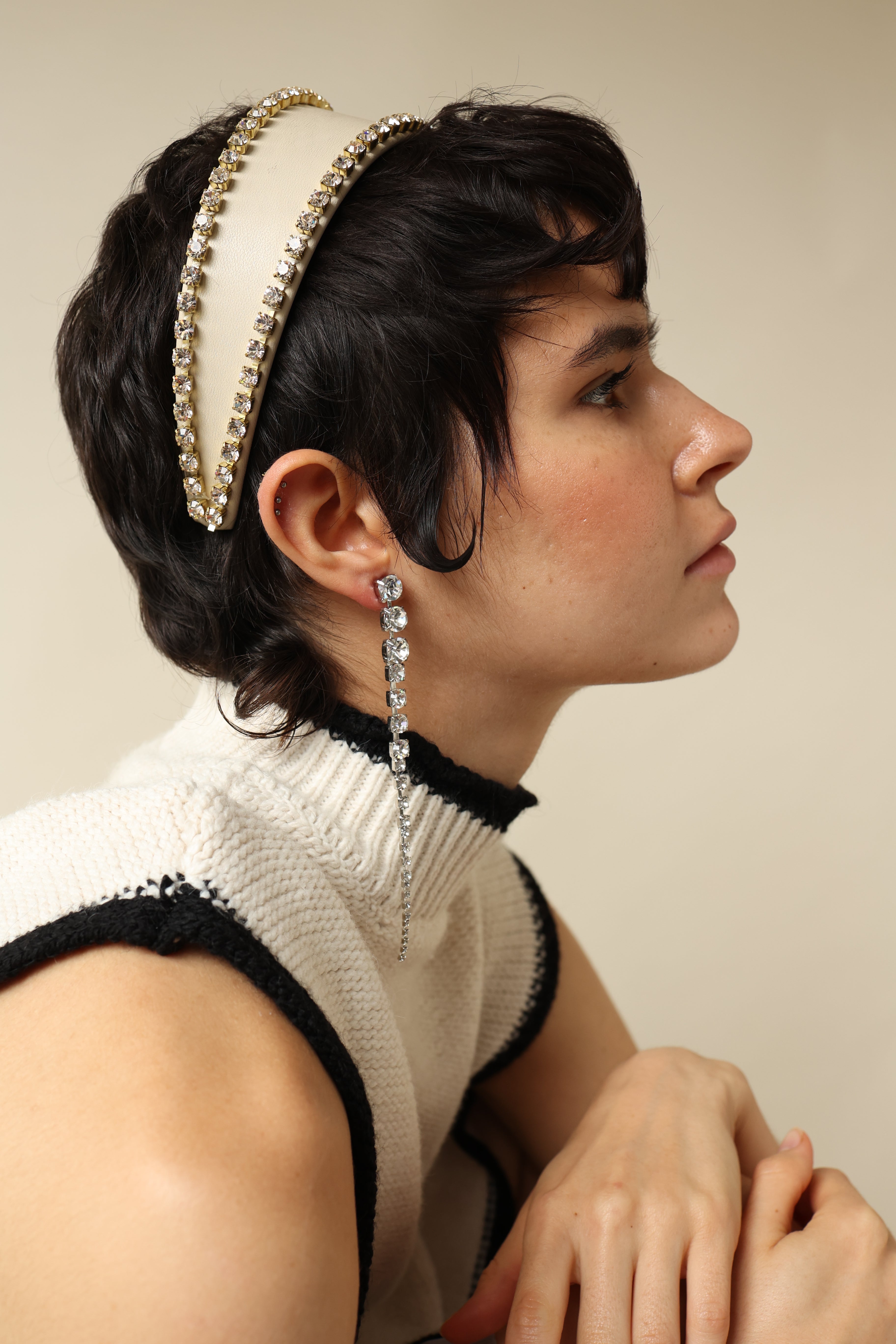 Elegant Crystal Spine Earrings for Women - Dainty & Hypoallergenic Jewelry - Perfect for Parties, Weddings & Everyday Wear