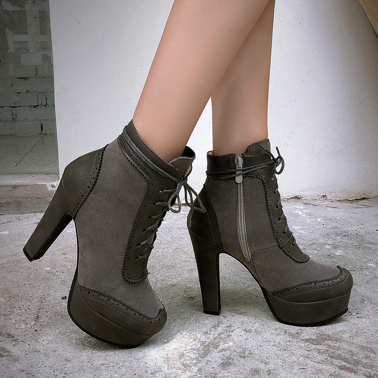 Women's Chunky Block Heel Ankle Boots - Lace Up & Zipper Vintage Dress Booties for Casual Outfits, Office Wear & Night Out