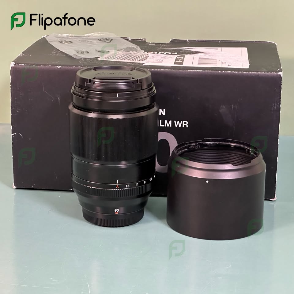 FUJIFILM XF 90mm f/2 R LM WR Lens - Fast Aperture Prime Telephoto Lens for X-Mount Cameras | Perfect for Portraits, Sports & Wildlife Photography