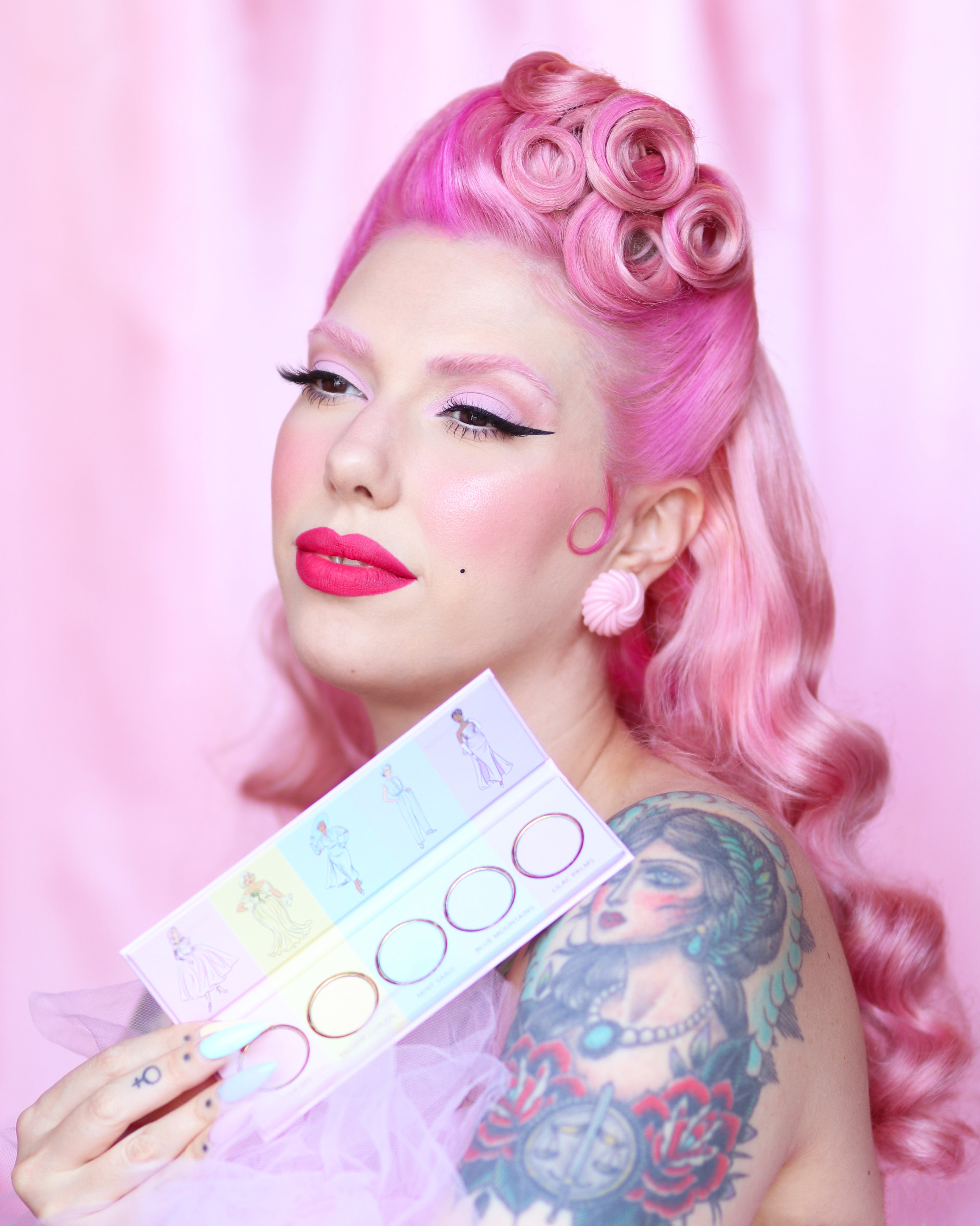 Vintage Pastel Eyeshadow Palette - Soft Matte & Shimmer Shades for Everyday & Party Makeup | Mid Century Inspired Cosmetic Collection