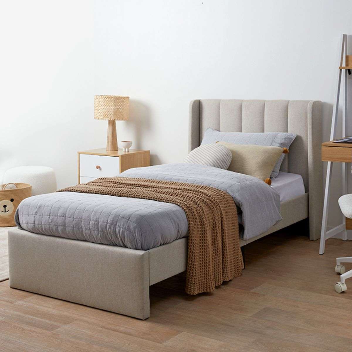 Quinn Natural Wood Double Bed Frame - Queen Size Solid Wood Bedroom Furniture for Home & Guest Room