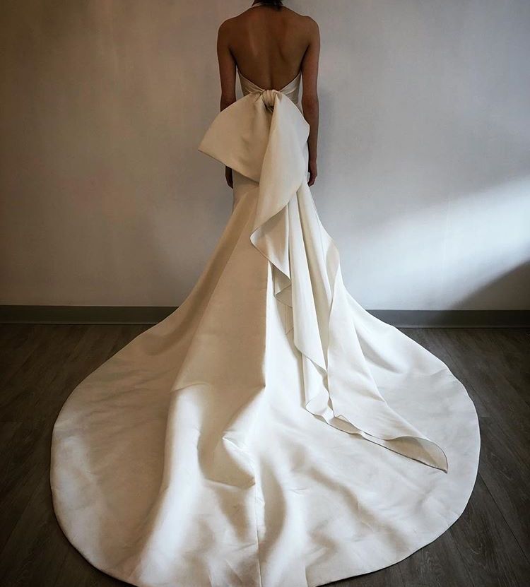 Allison Webb Kingsland 4803 Sample Gown - Elegant Wedding Dress for Bridesmaids & Formal Events - Perfect for Church Ceremonies, Prom & Special Occasions