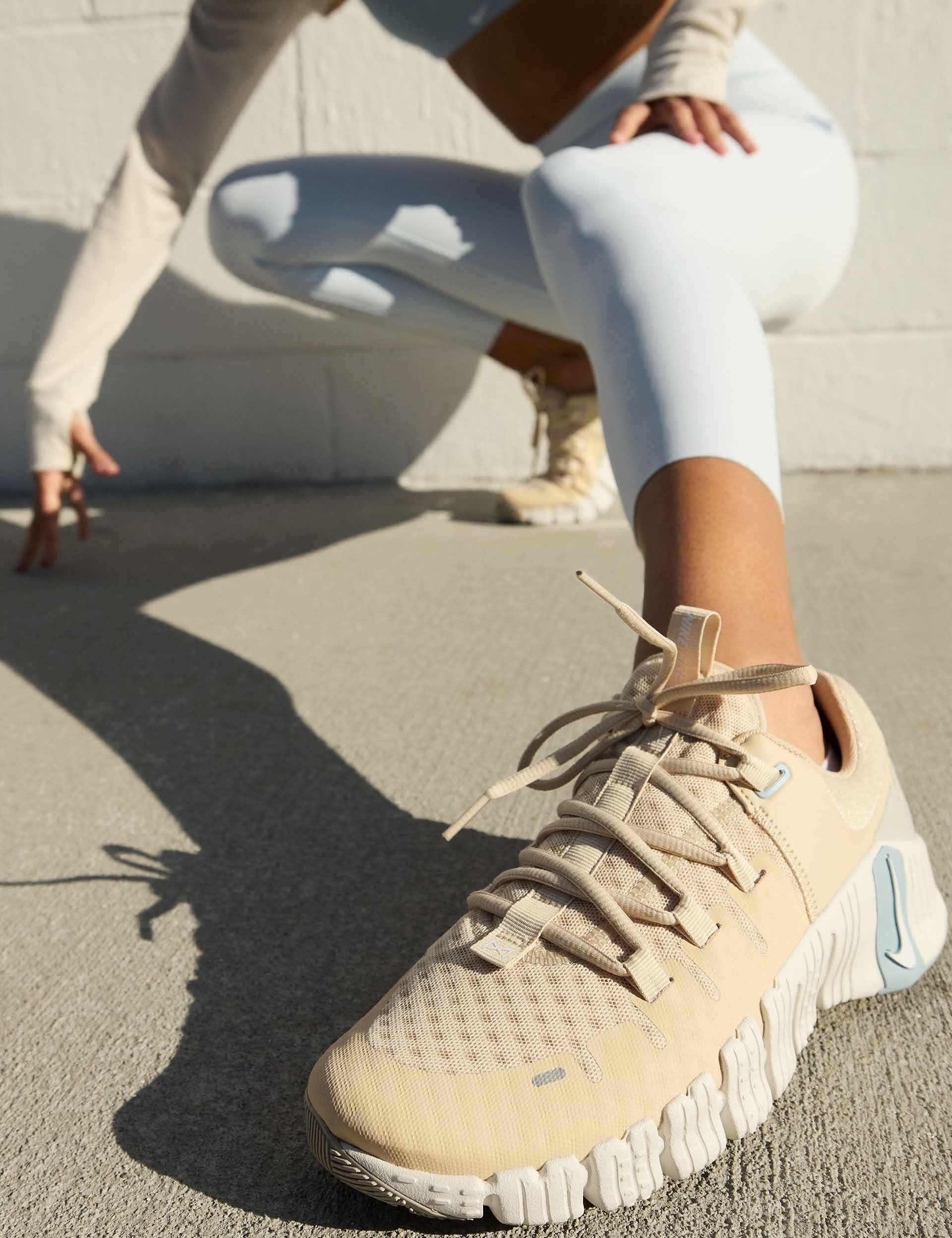 Nike Free Metcon 5 Training Shoes - Sanddrift/White/Phantom/Light Iron Ore | CrossFit, Gym & Weightlifting Workouts | Premium Comfort & Support for Men & Women